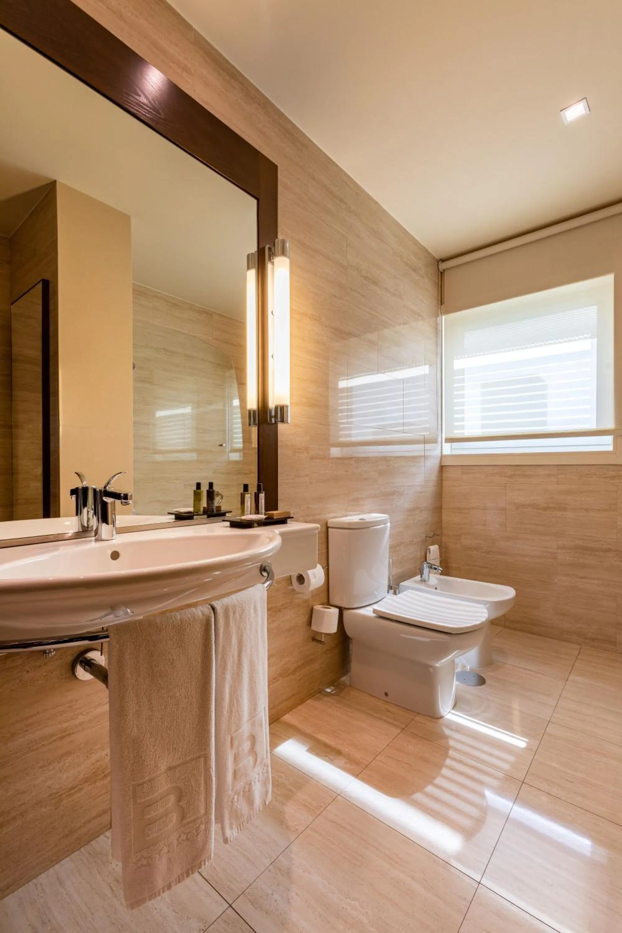 Bathroom in BessaHotel Boavista