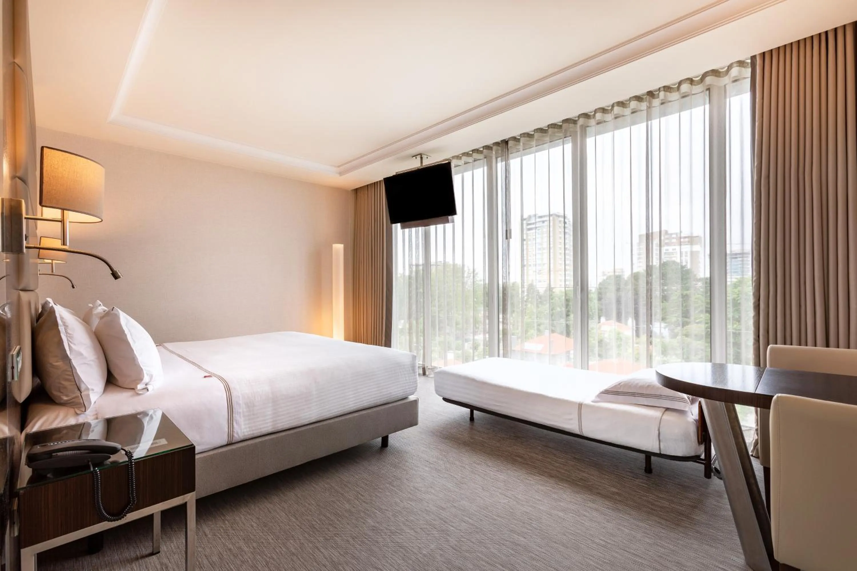 Bedroom, Bed in BessaHotel Boavista