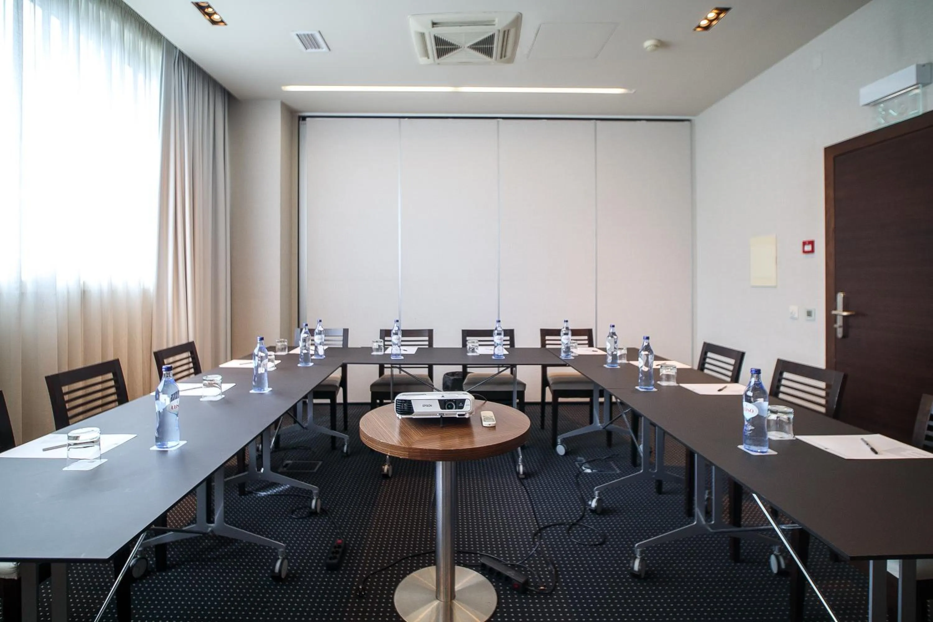 Meeting/conference room in BessaHotel Boavista