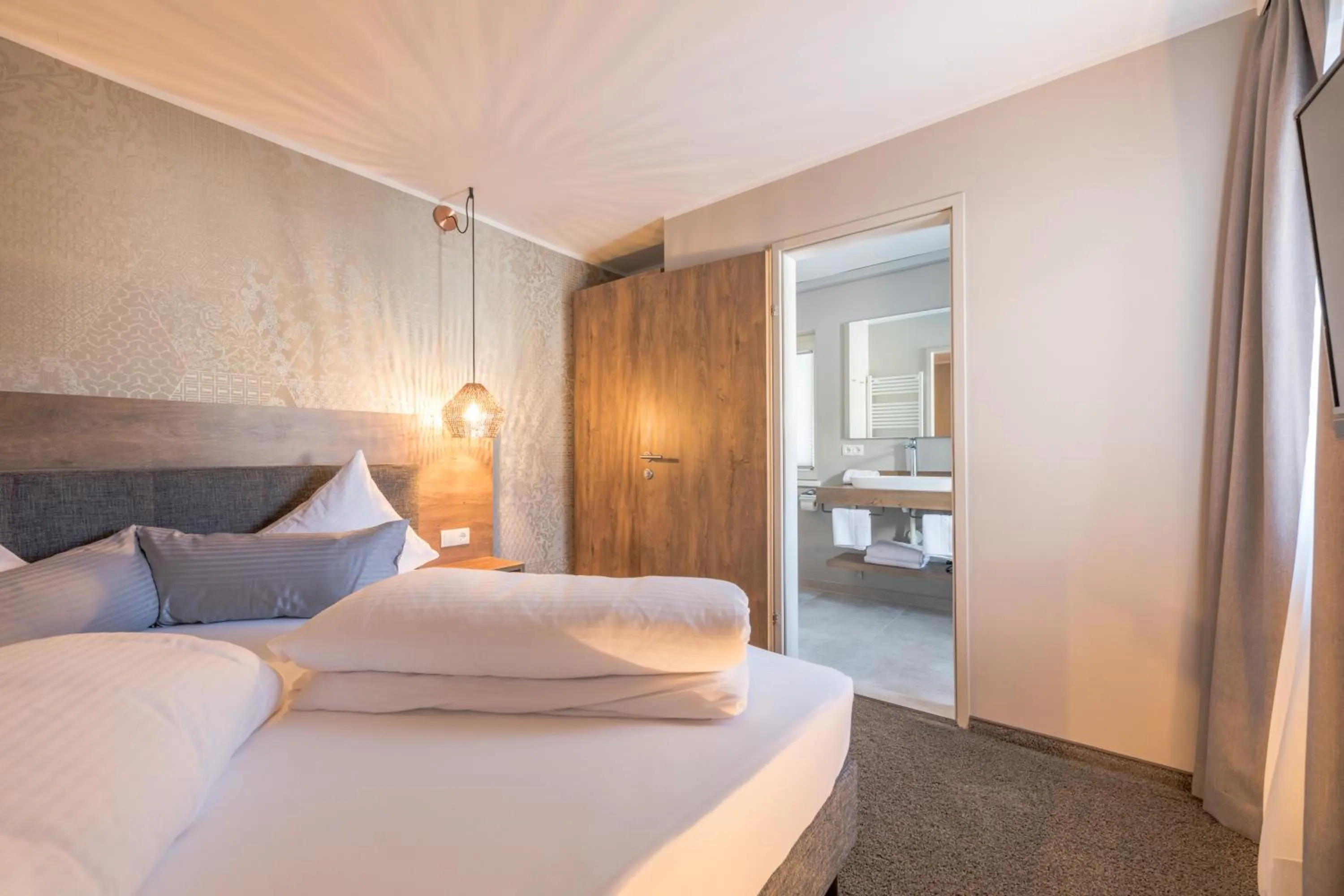 Bed in LakeSide Apartments Seefeld