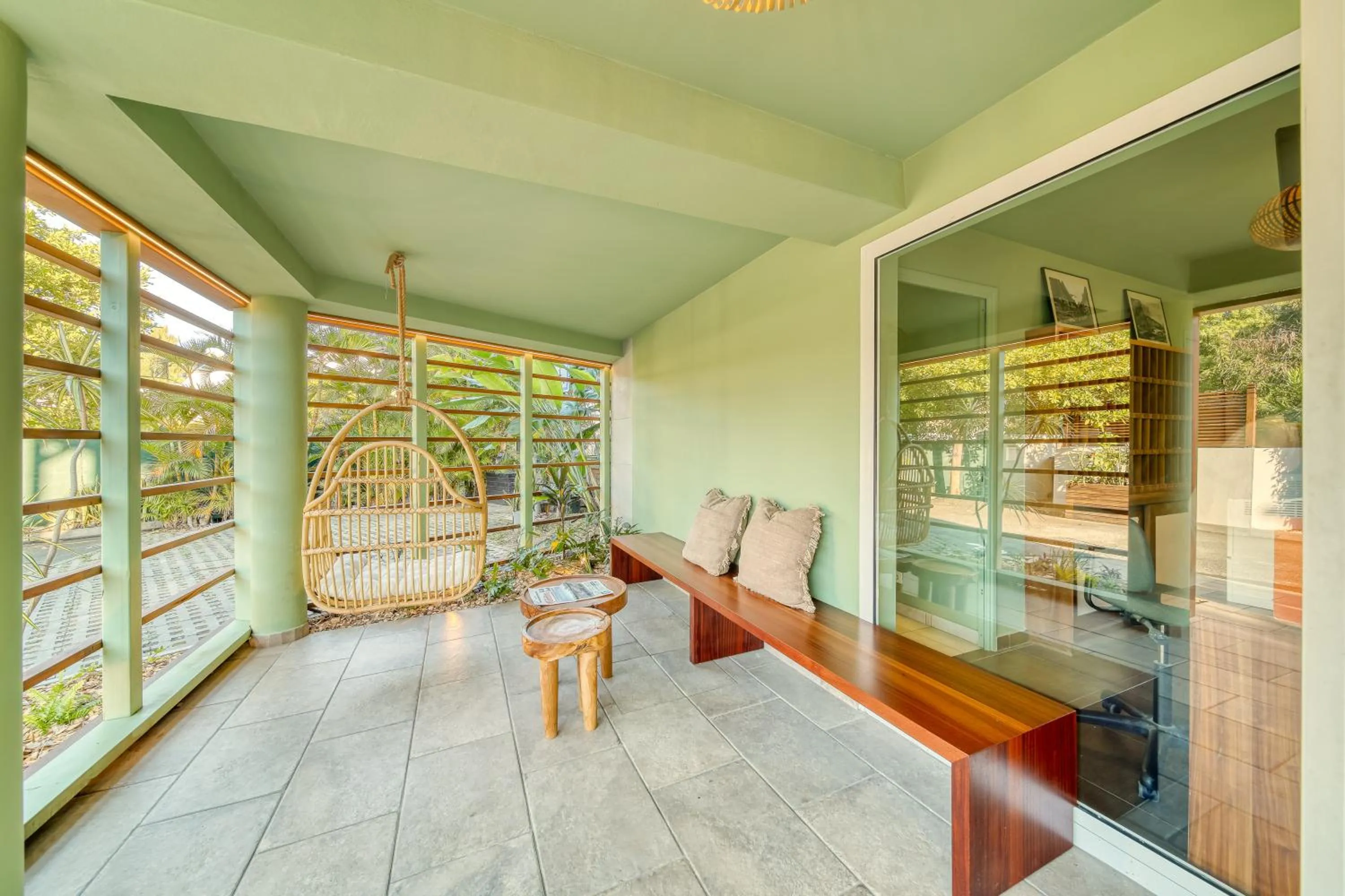 Patio in Résidence Tropic Appart Hotel