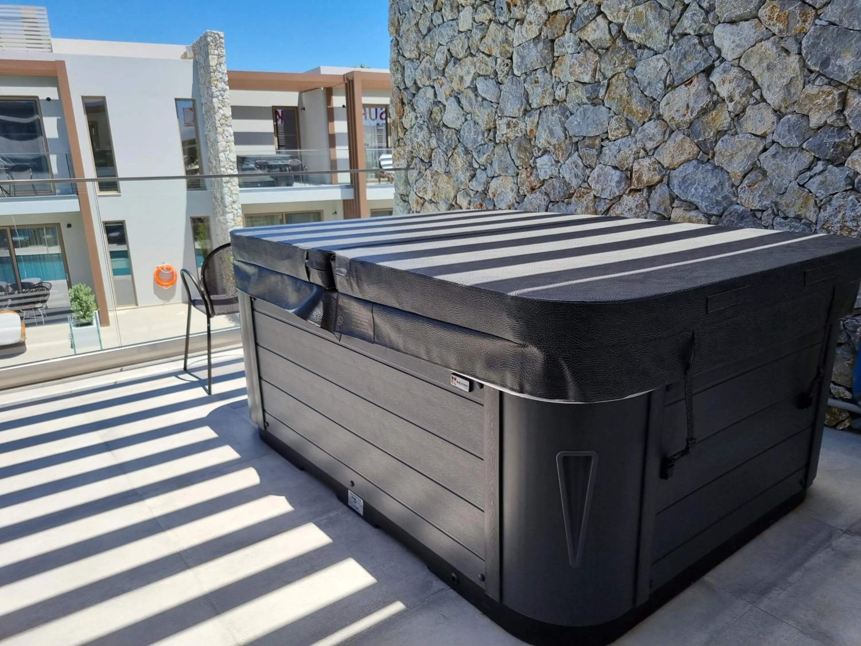 Hot Tub in Utopia Blu Hotel
