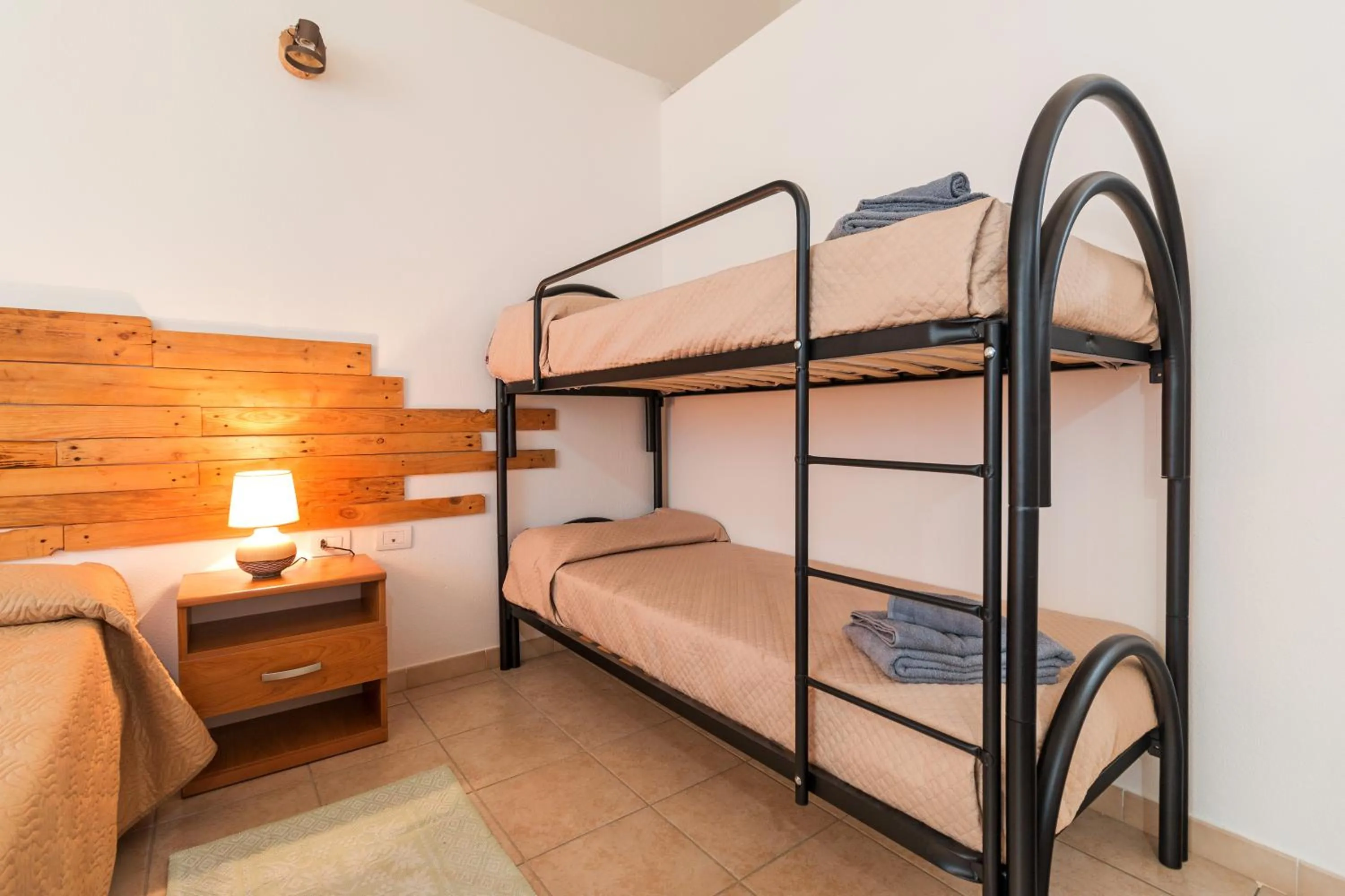bunk bed, Bed in Ristoro Norghio
