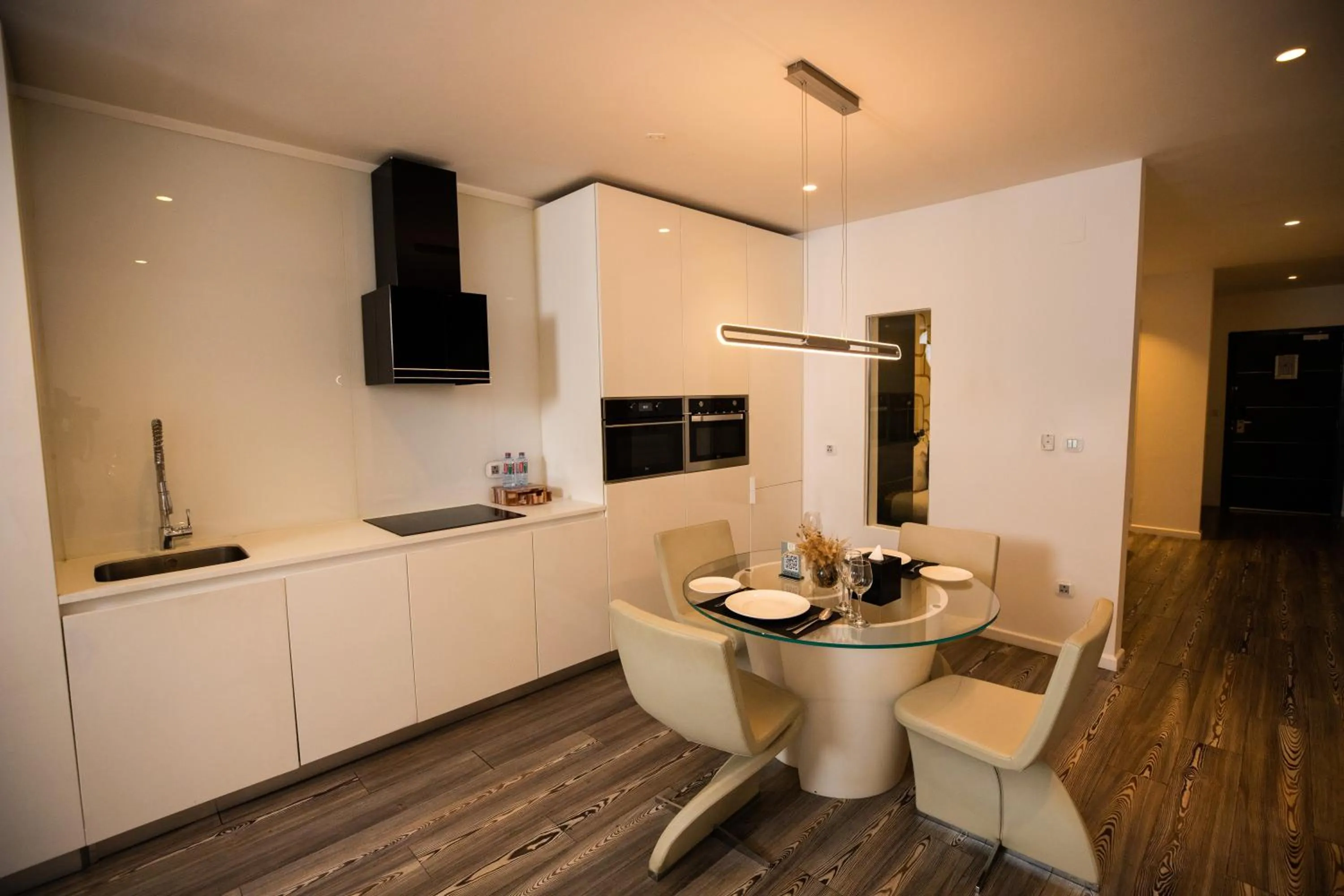 Dining area in Kwarleyz Residence, Accra