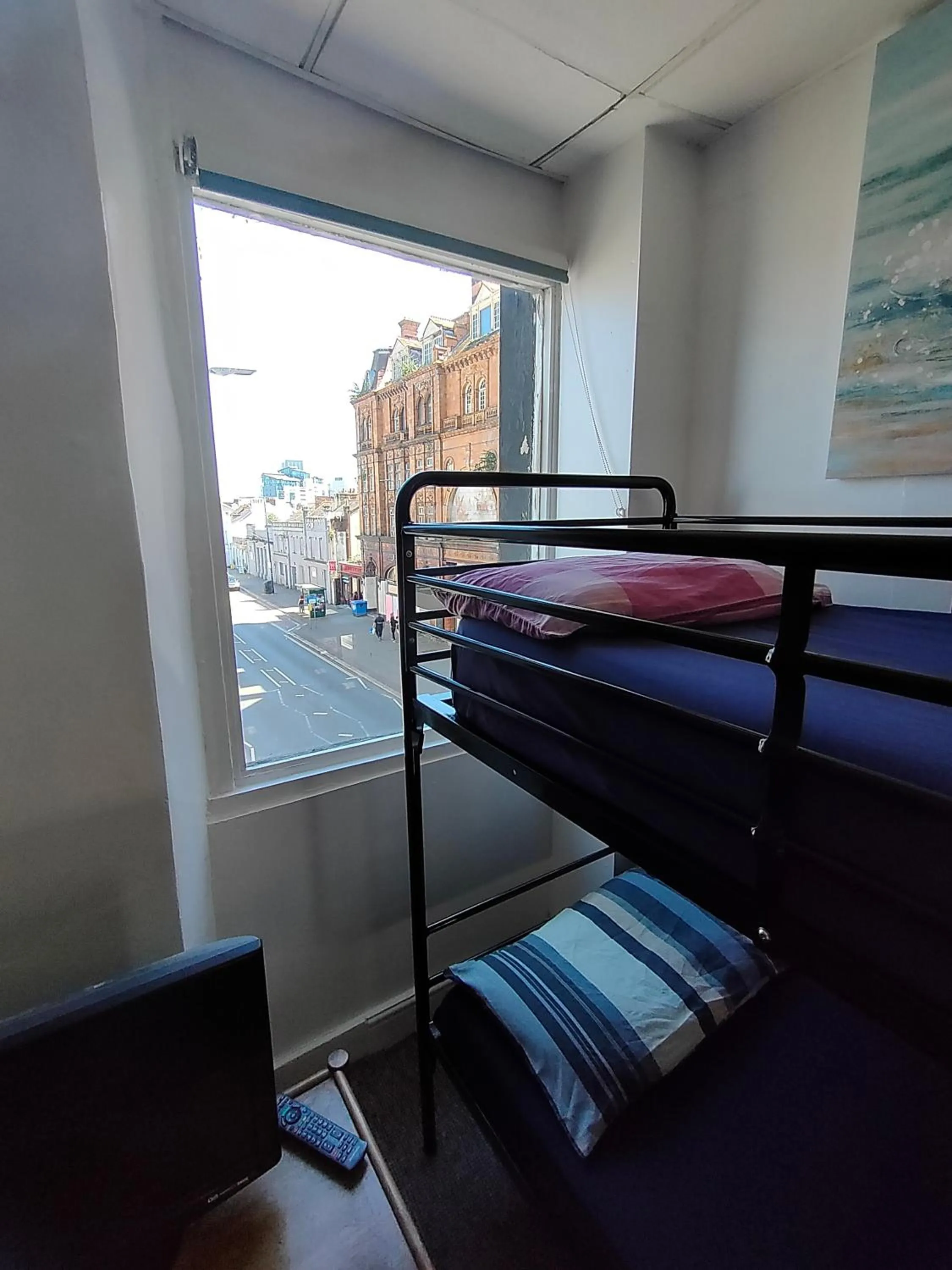 Bed in Plymouth Backpackers