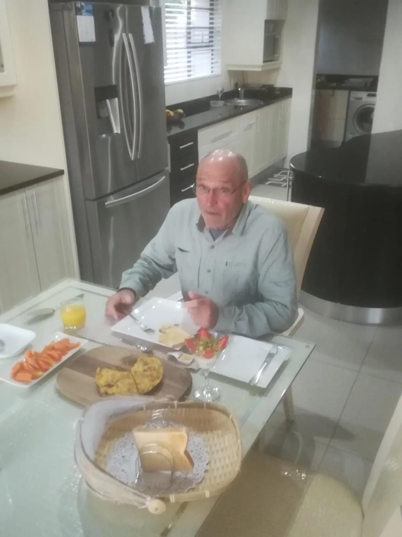 Guests in JoJo's BnB