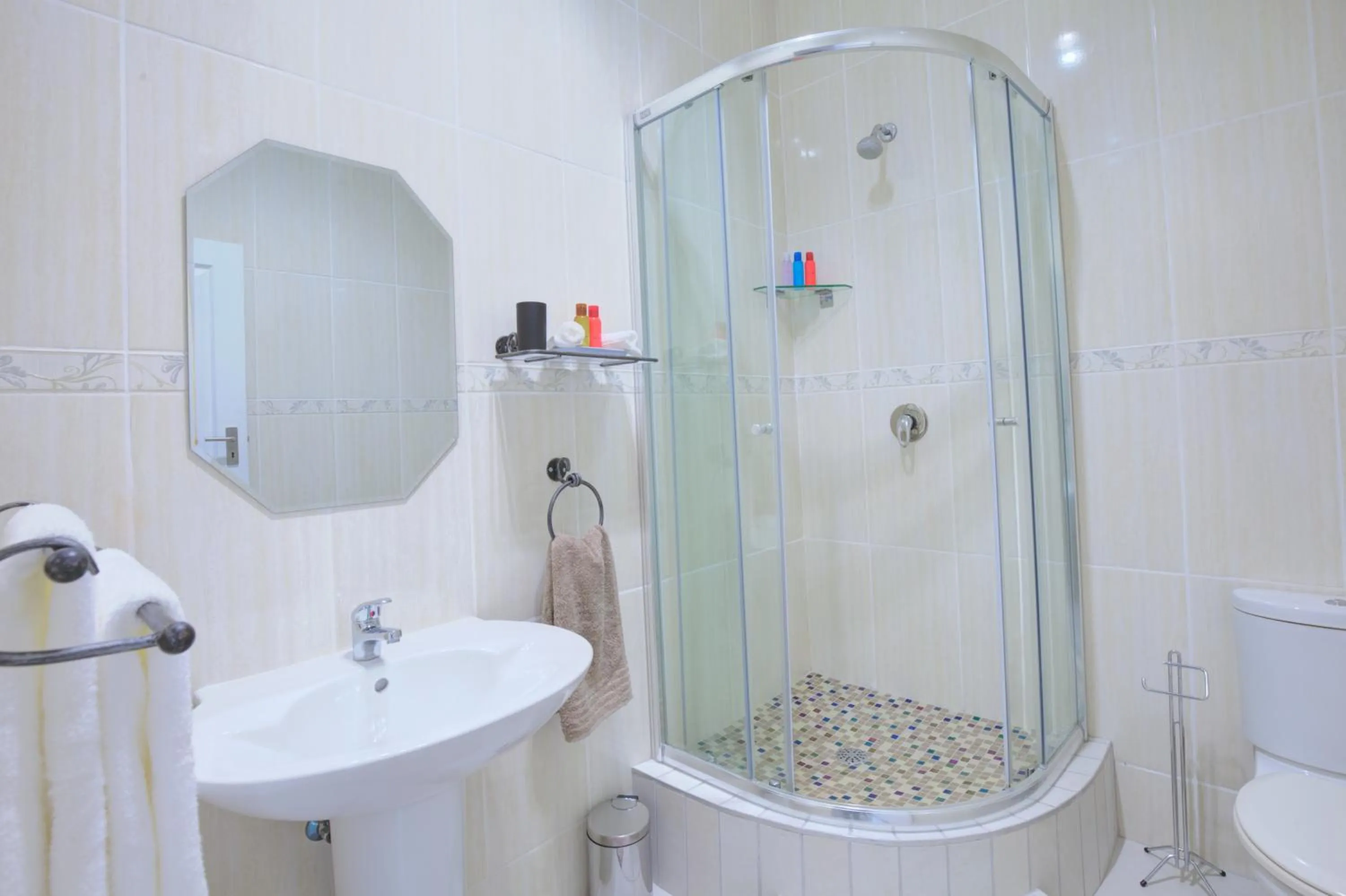 Bathroom in JoJo's BnB