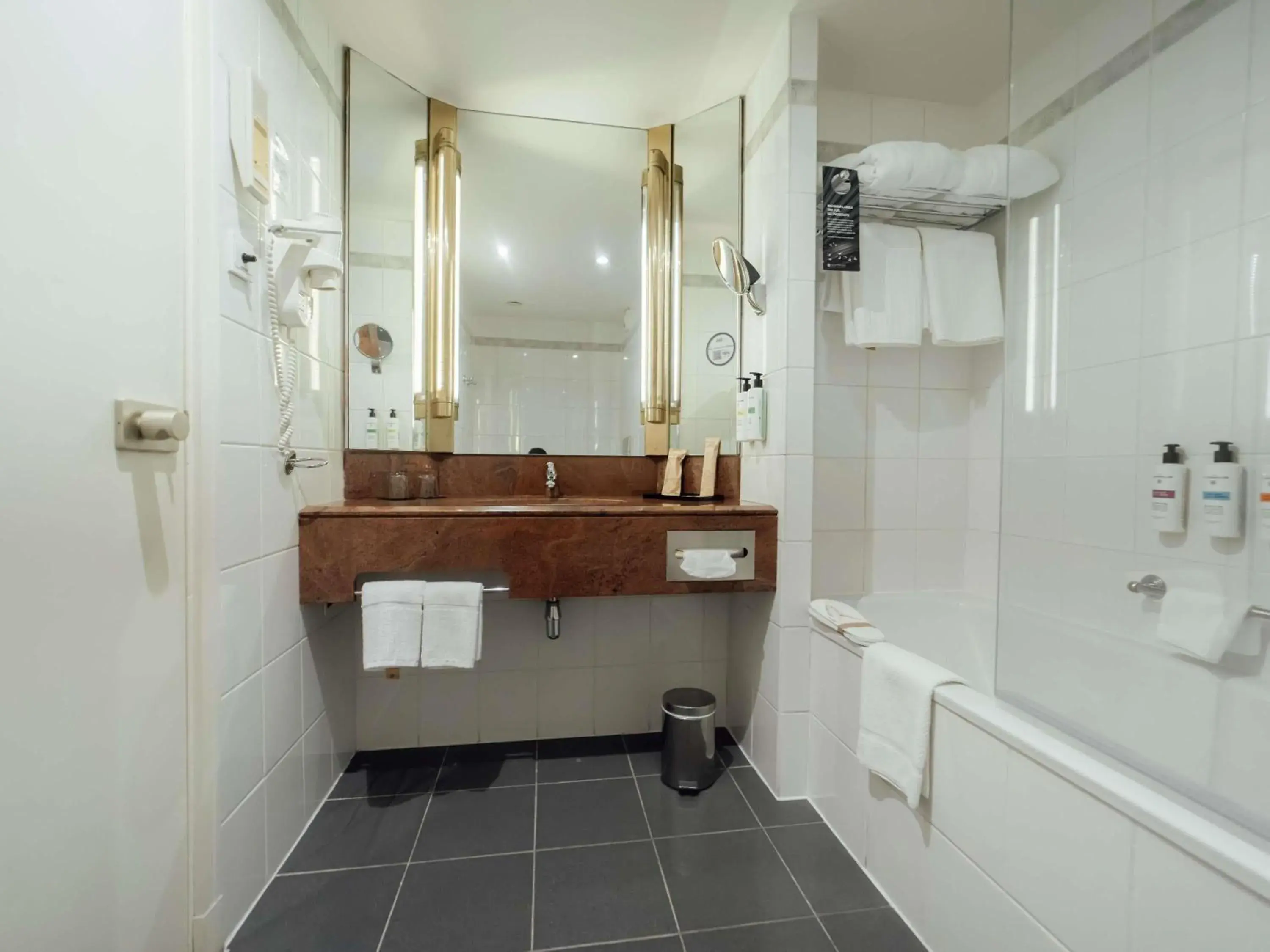 Bedroom in Pullman Bucharest World Trade Center Bedroom in Pullman Bucharest World Trade Center