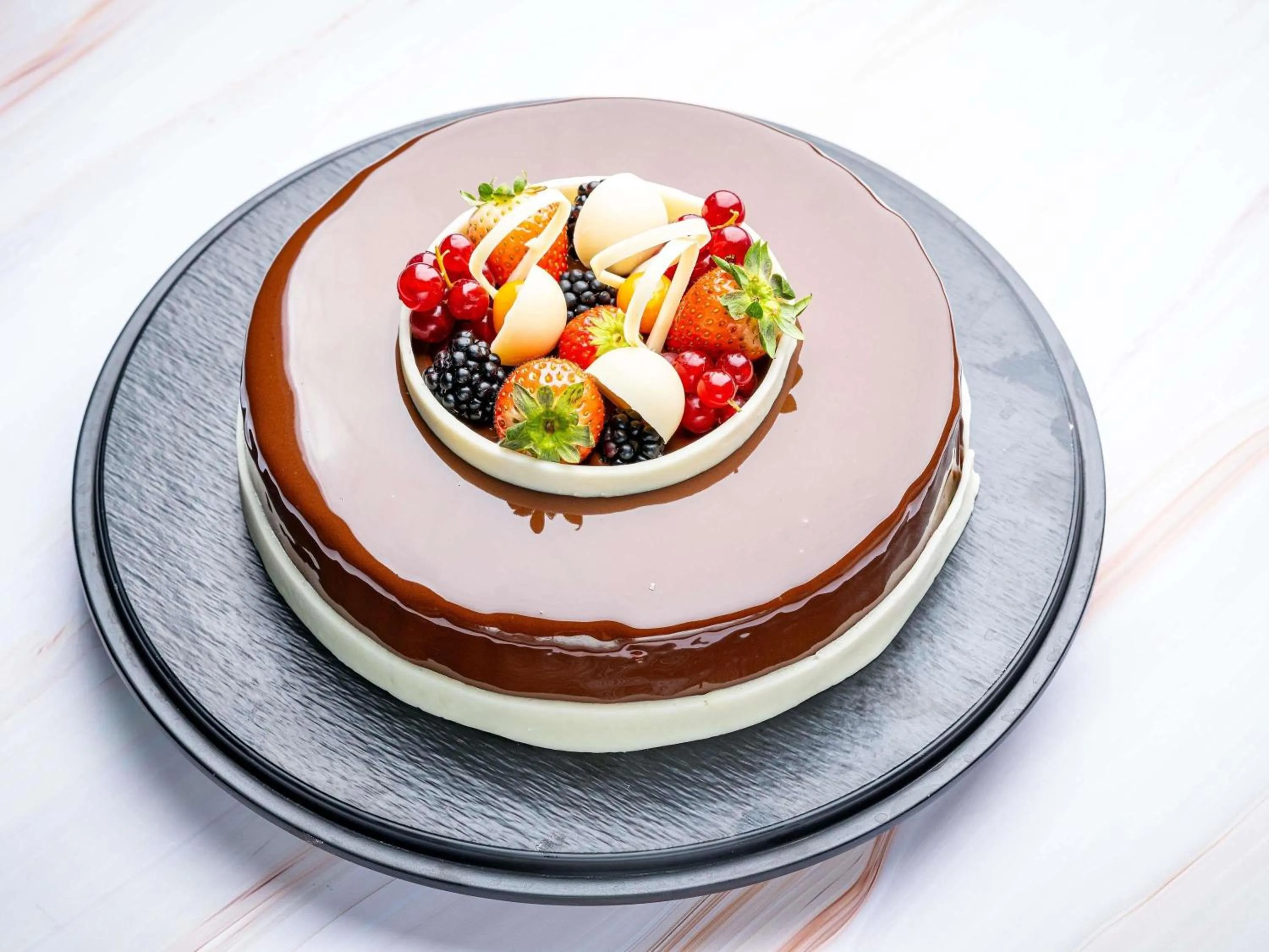 Restaurant/places to eat in Pullman Bucharest World Trade Center