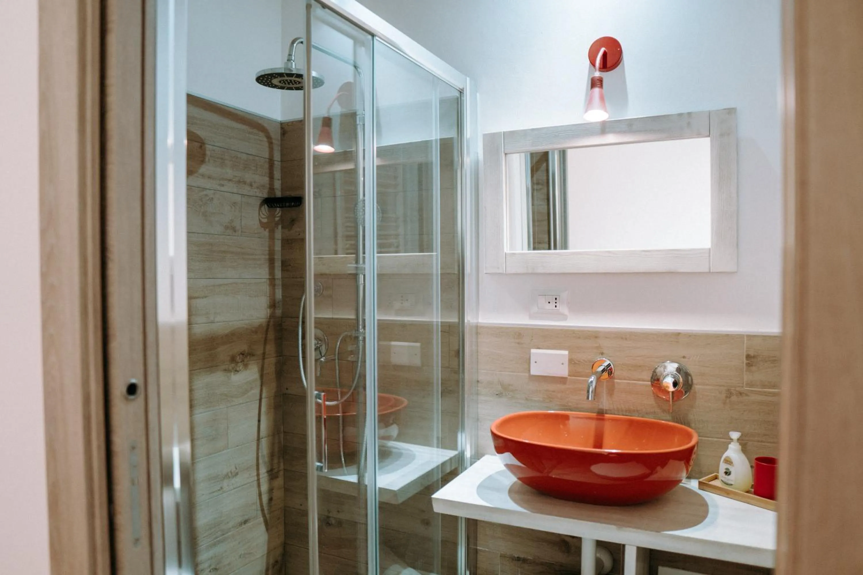 Shower in Romeo Giulietta