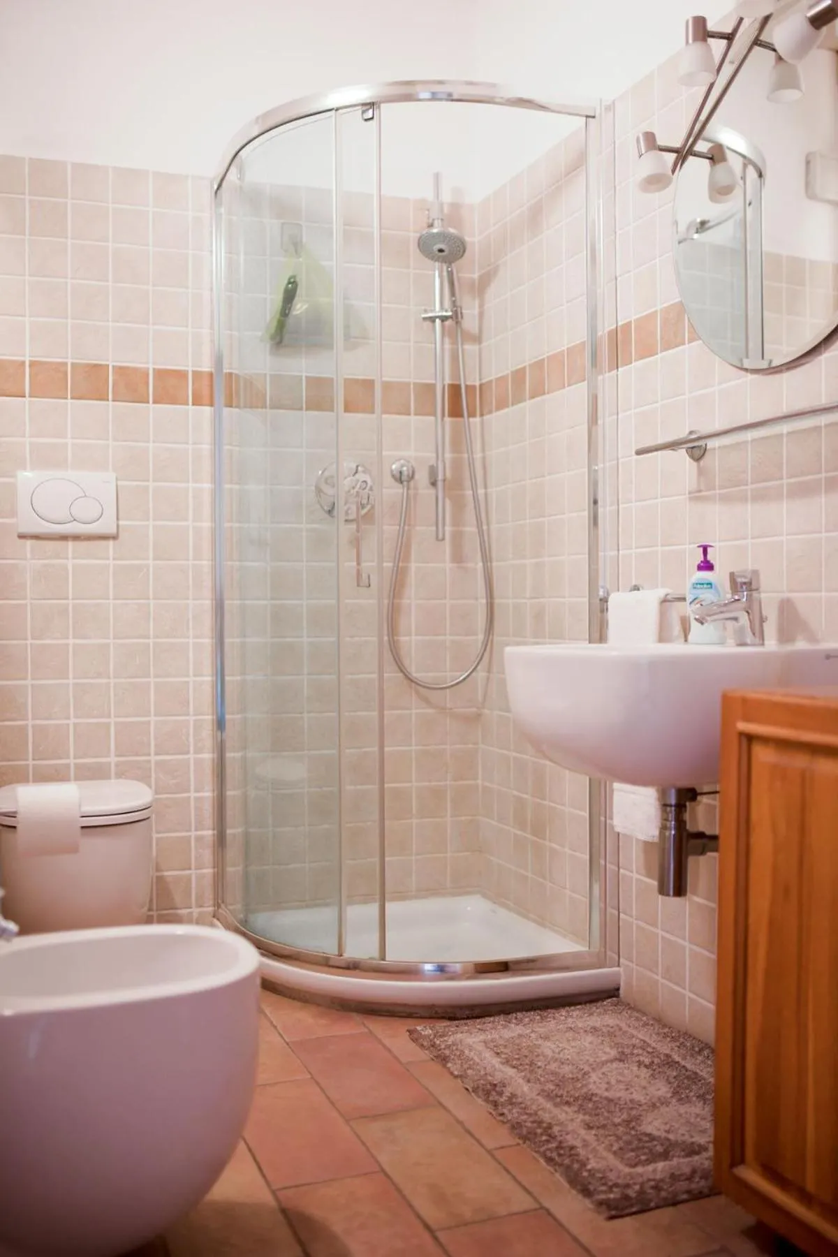 Shower in Romeo Giulietta