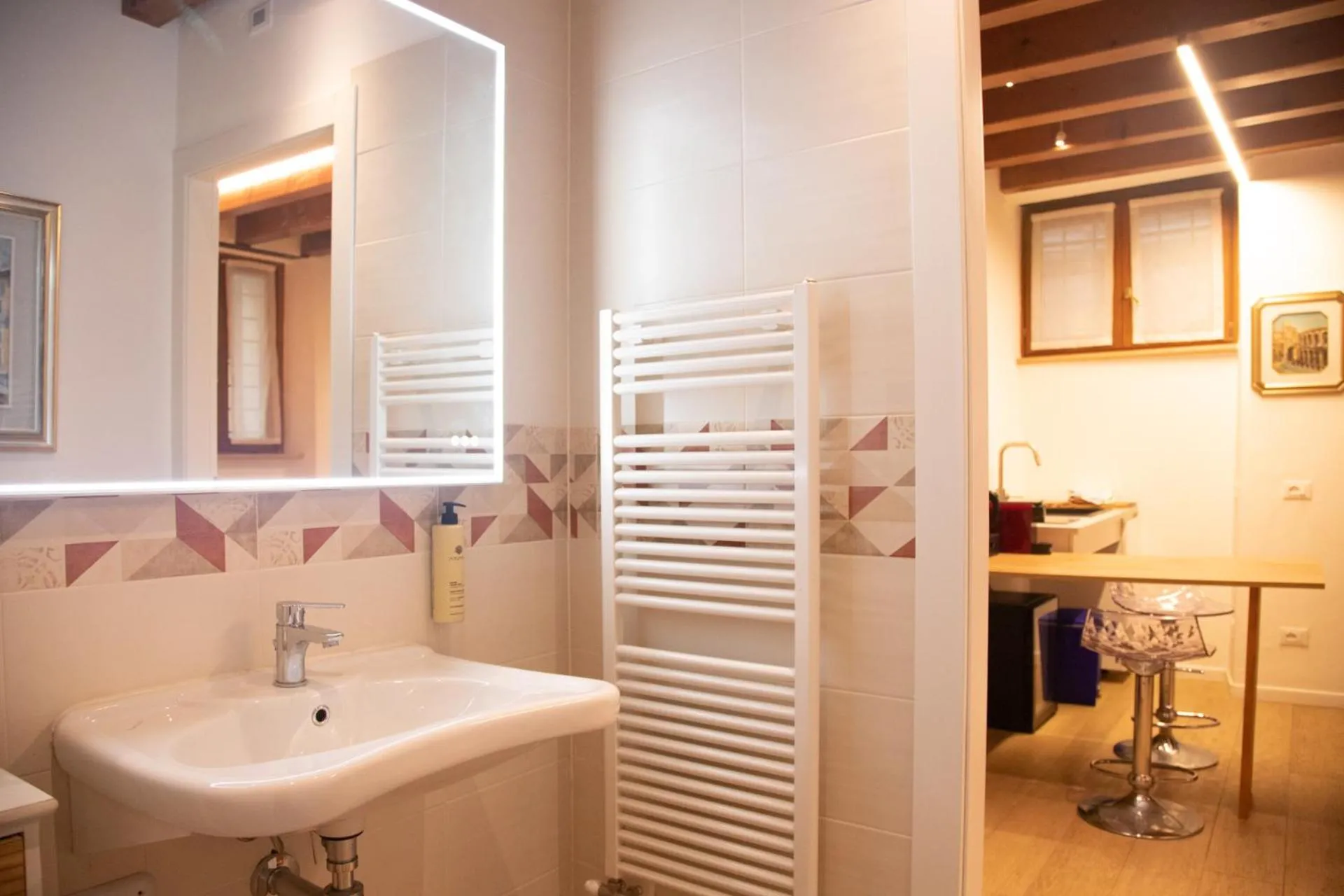 Toilet in Romeo Giulietta