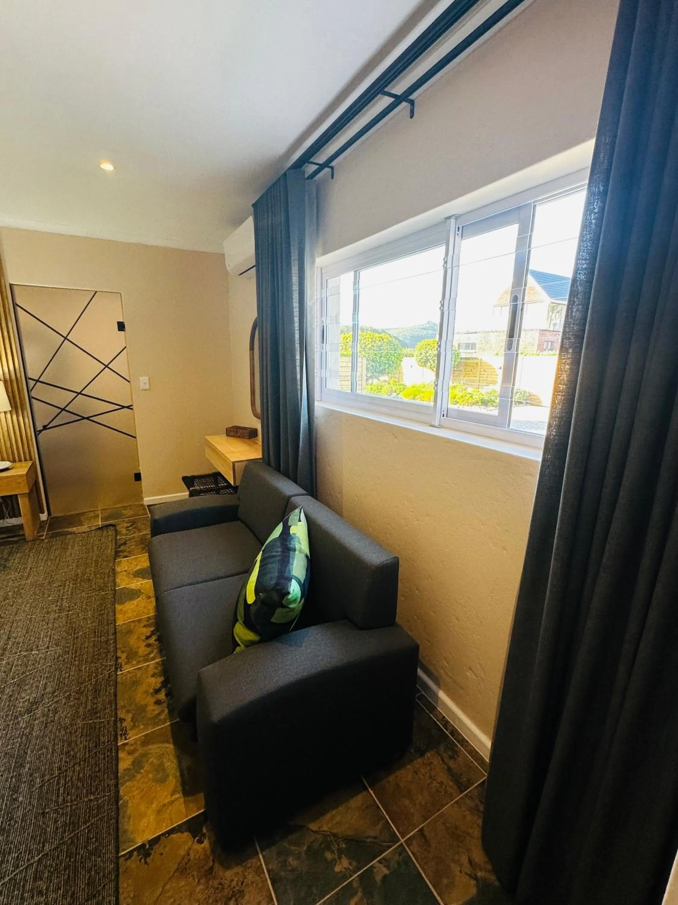 Bedroom, Bed in Mes Amis Beach Guest House