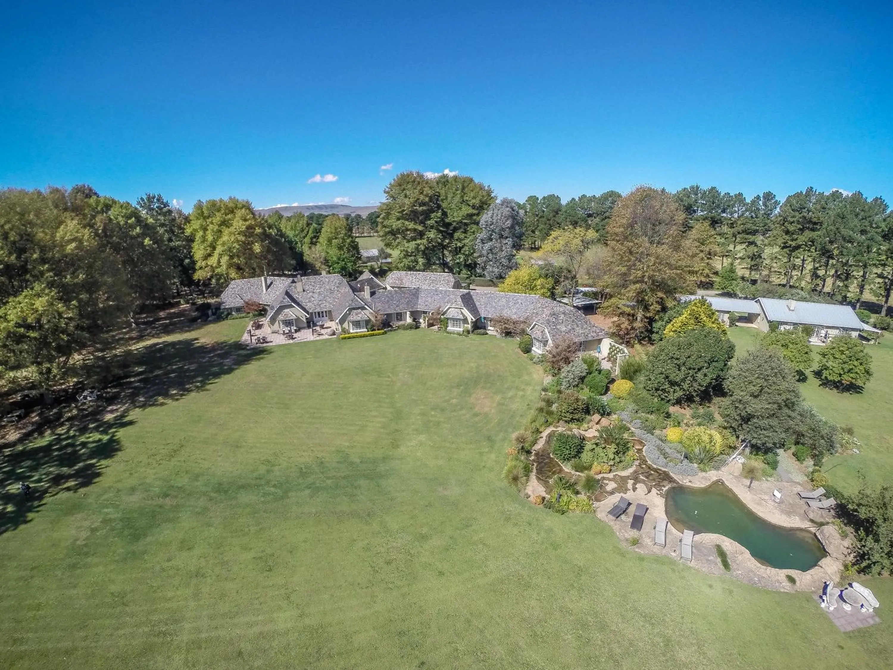 Property building in Moorcroft Manor Boutique Country Hotel