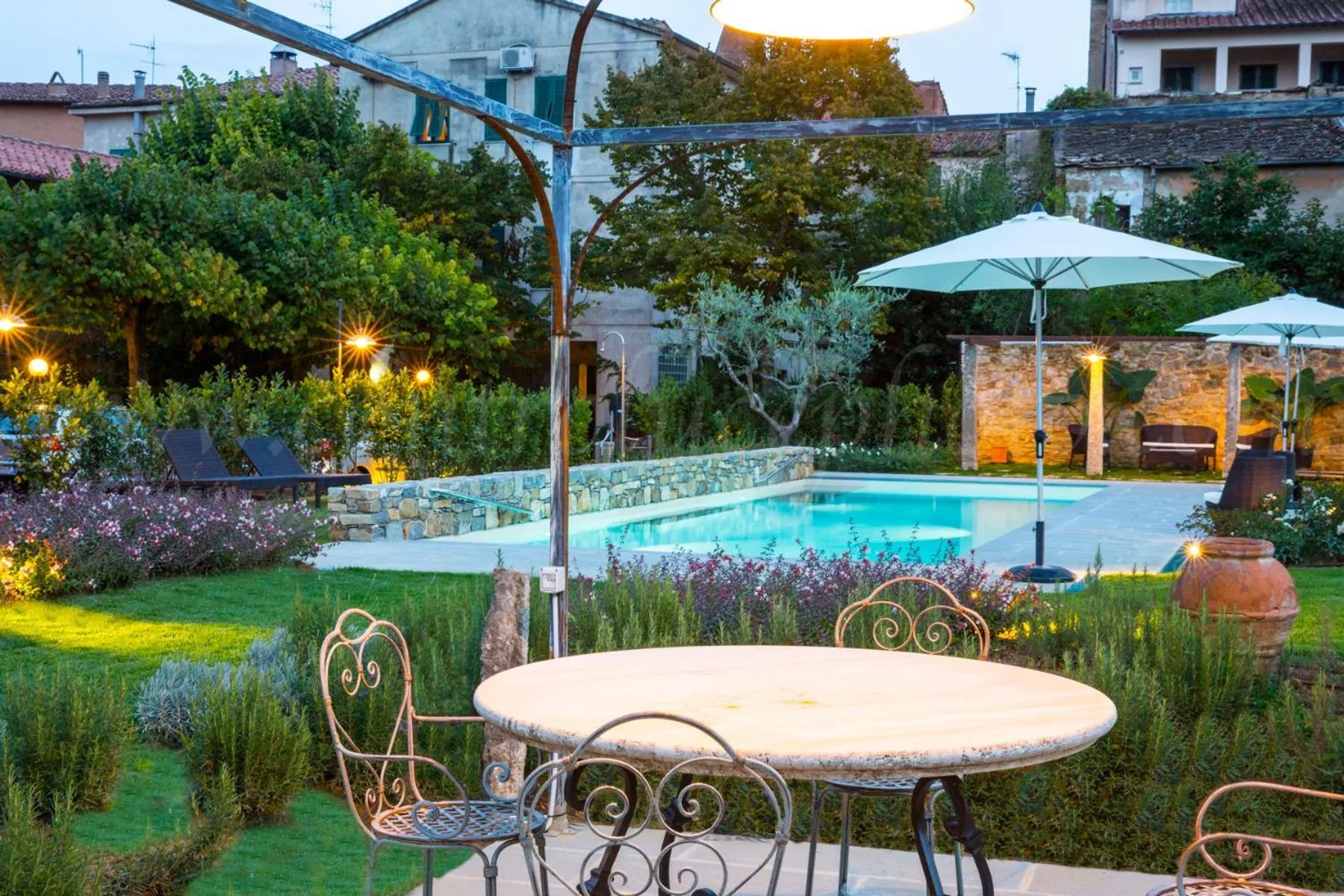 Swimming pool in Albergo Stella