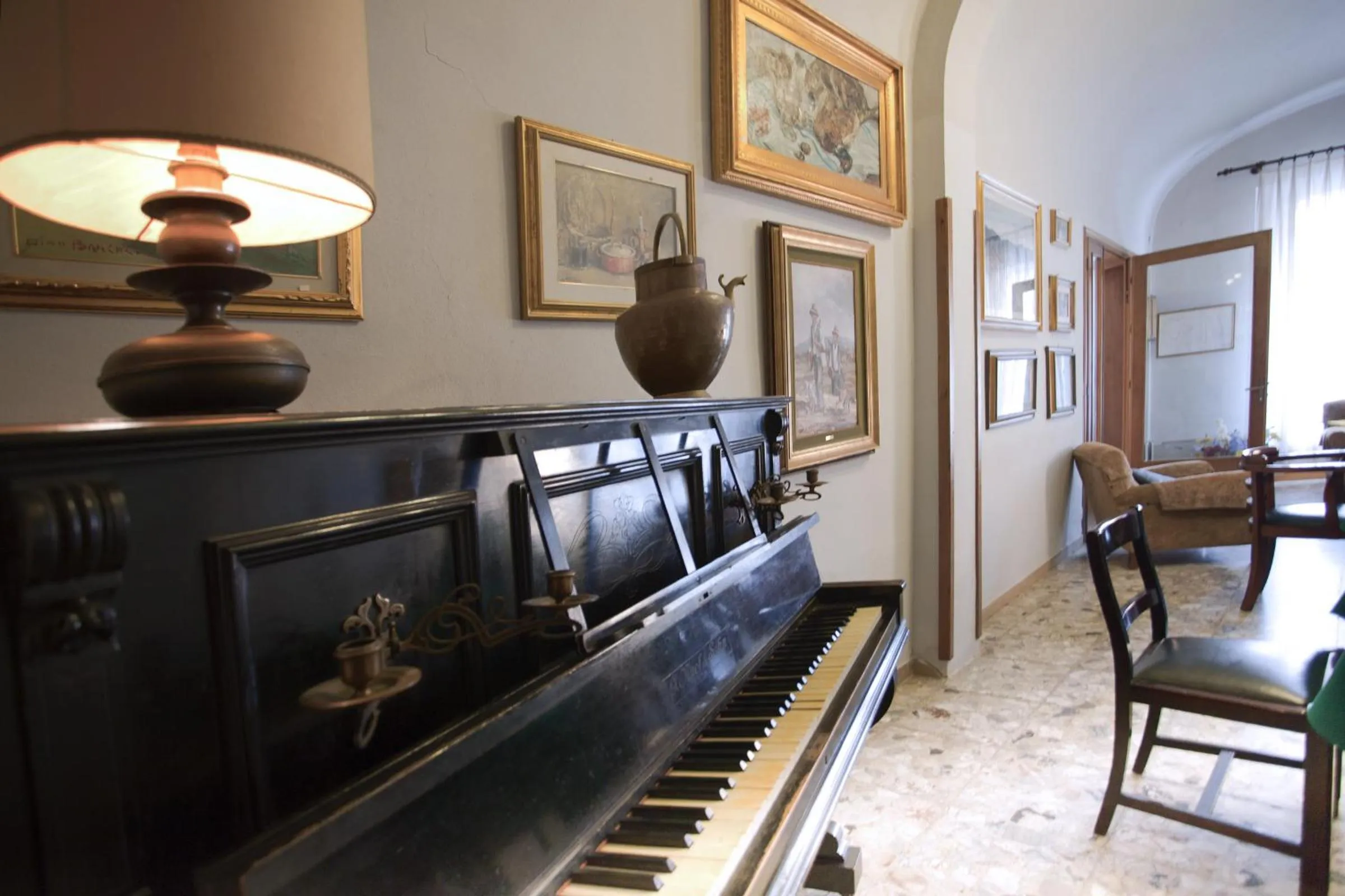 Entertainment in Albergo Stella