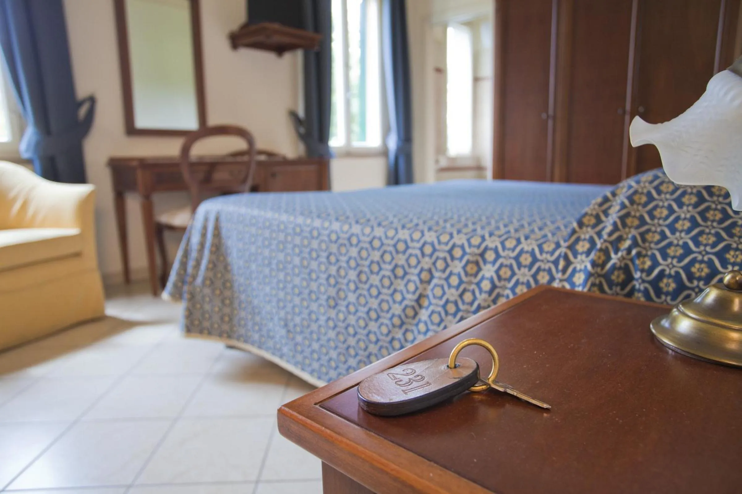 Decorative detail, Bed in Albergo Stella