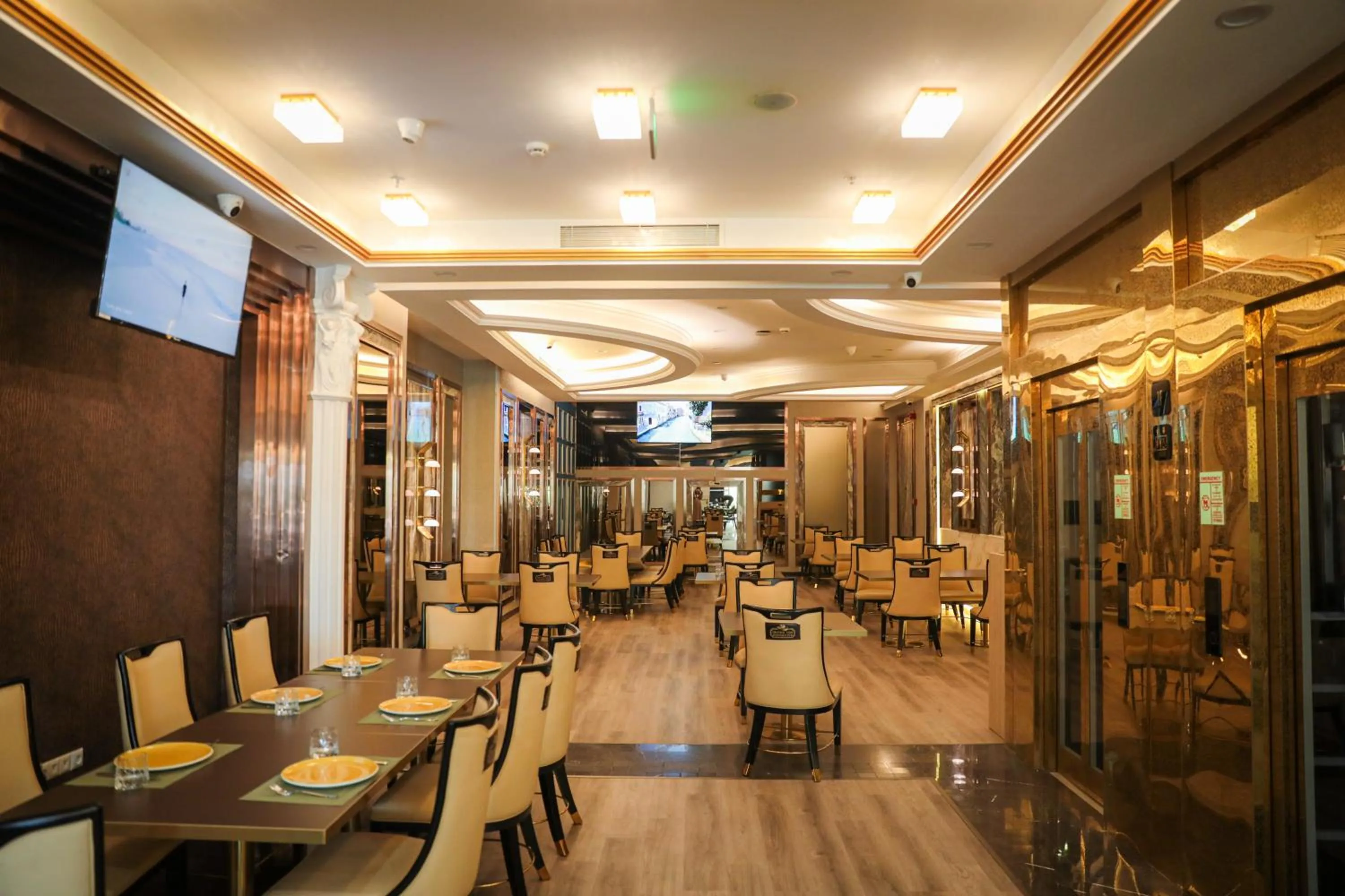 Restaurant/places to eat in Best Western Premier Batumi