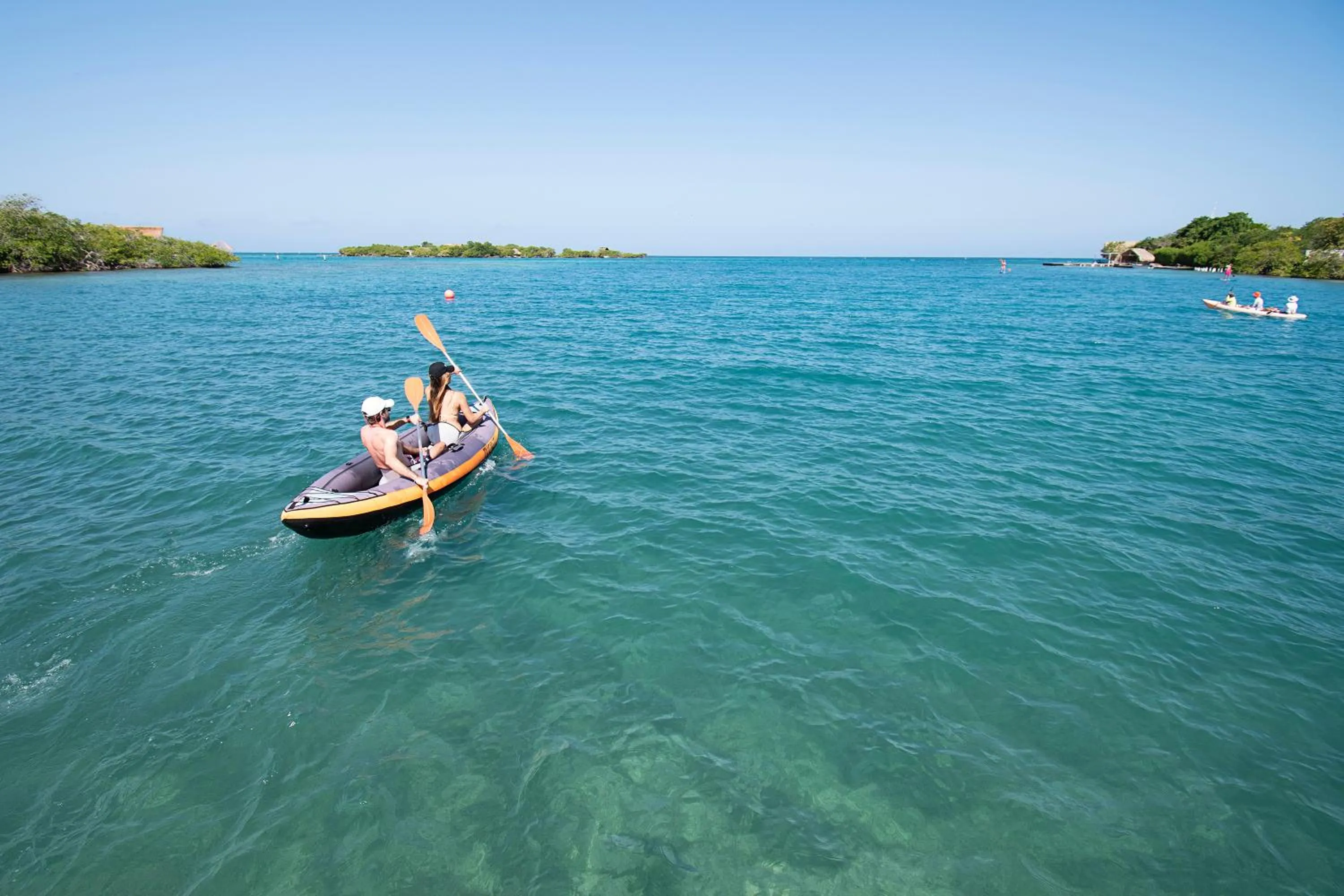 Canoeing in Isla Tijereto