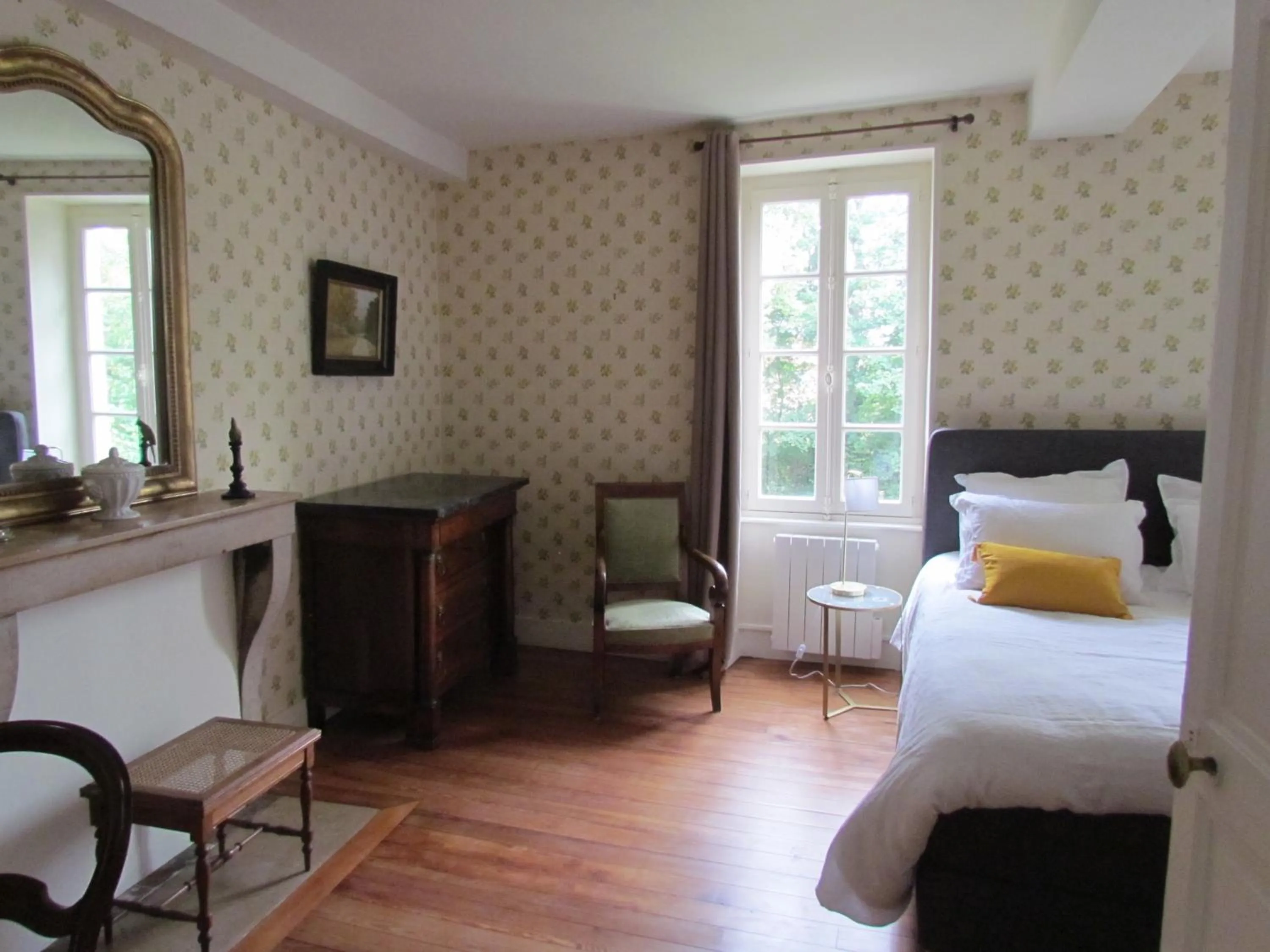 Photo of the whole room, Bed in Le Meix Gautheret