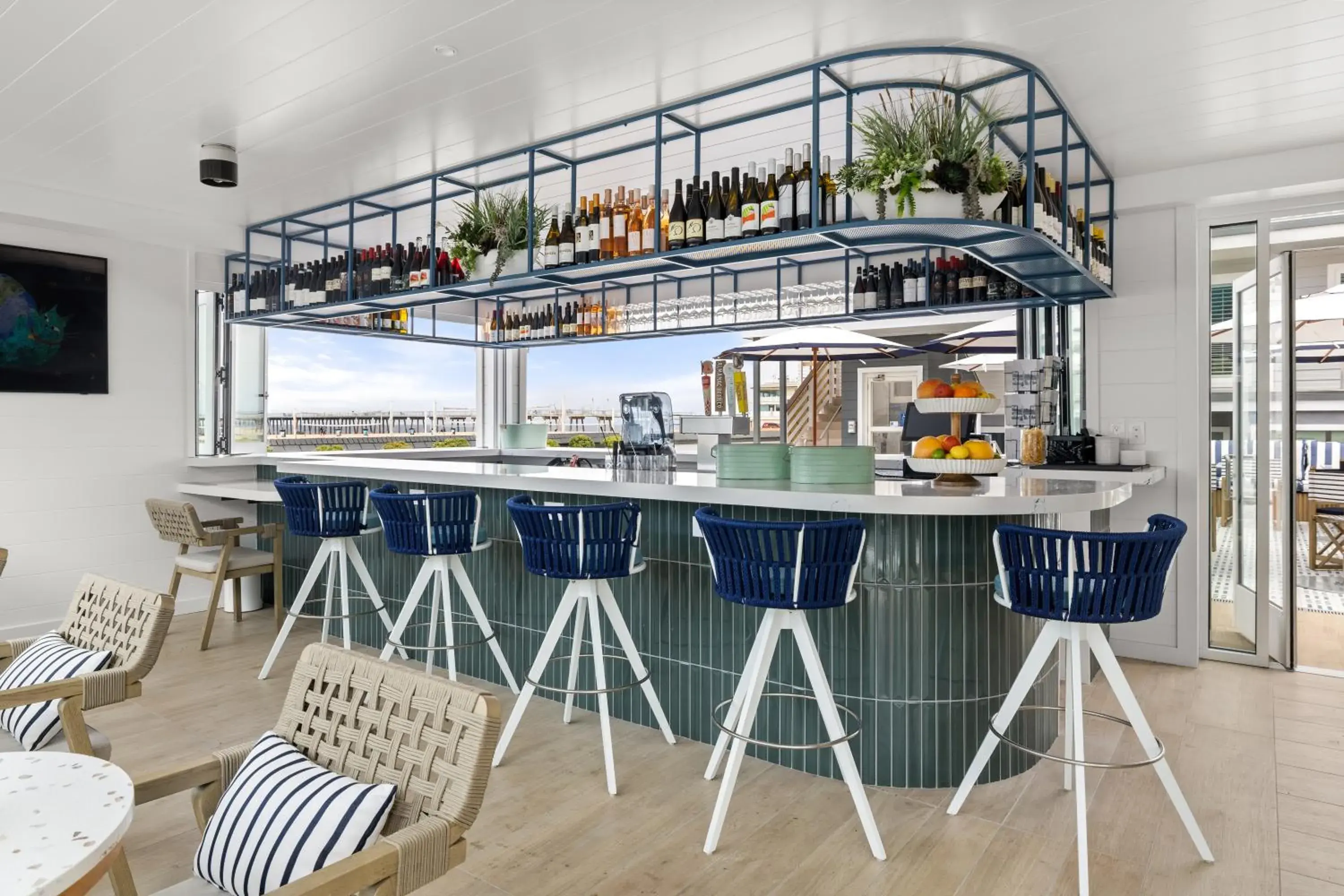 Restaurant/places to eat in Sea Sprite Beach Club Restaurant/places to eat in Sea Sprite Beach Club