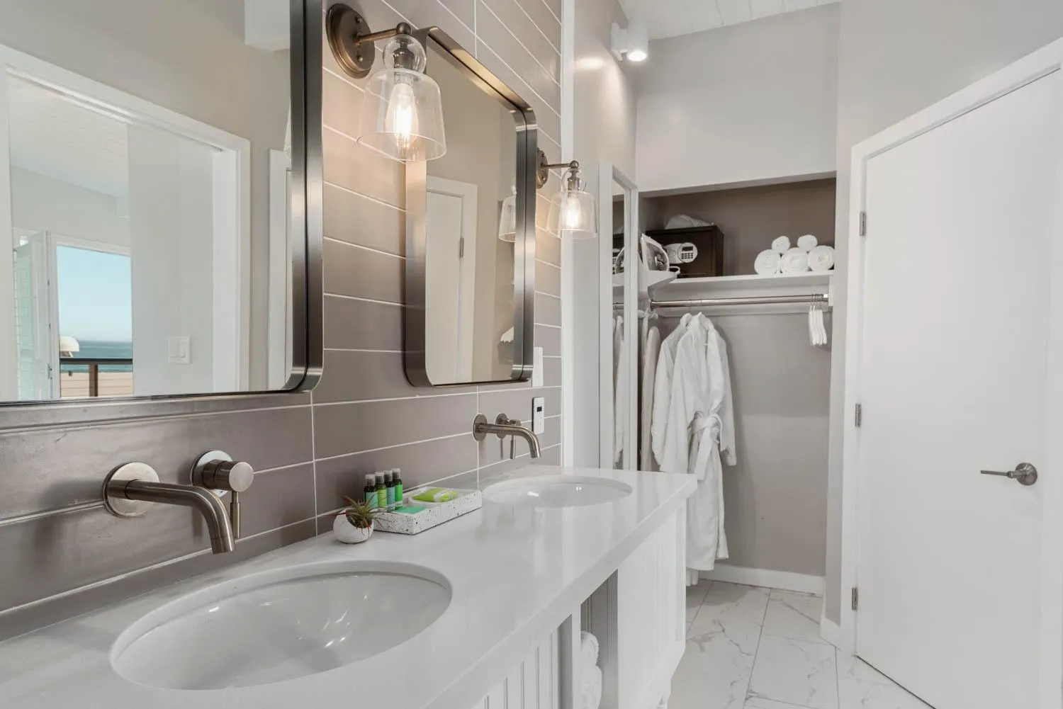 Bathroom in Sea Sprite Beach Club