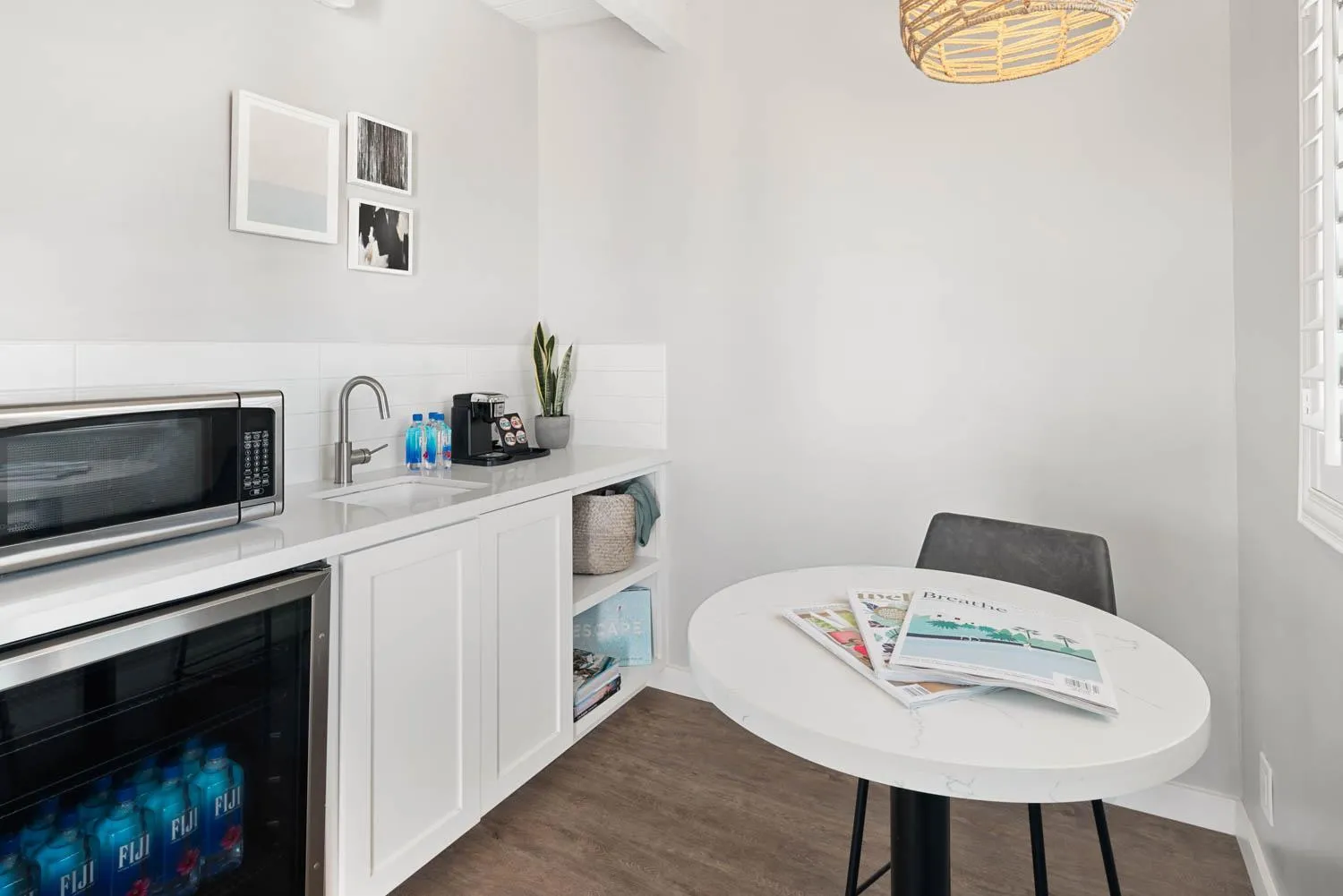 Coffee/tea facilities in Sea Sprite Beach Club