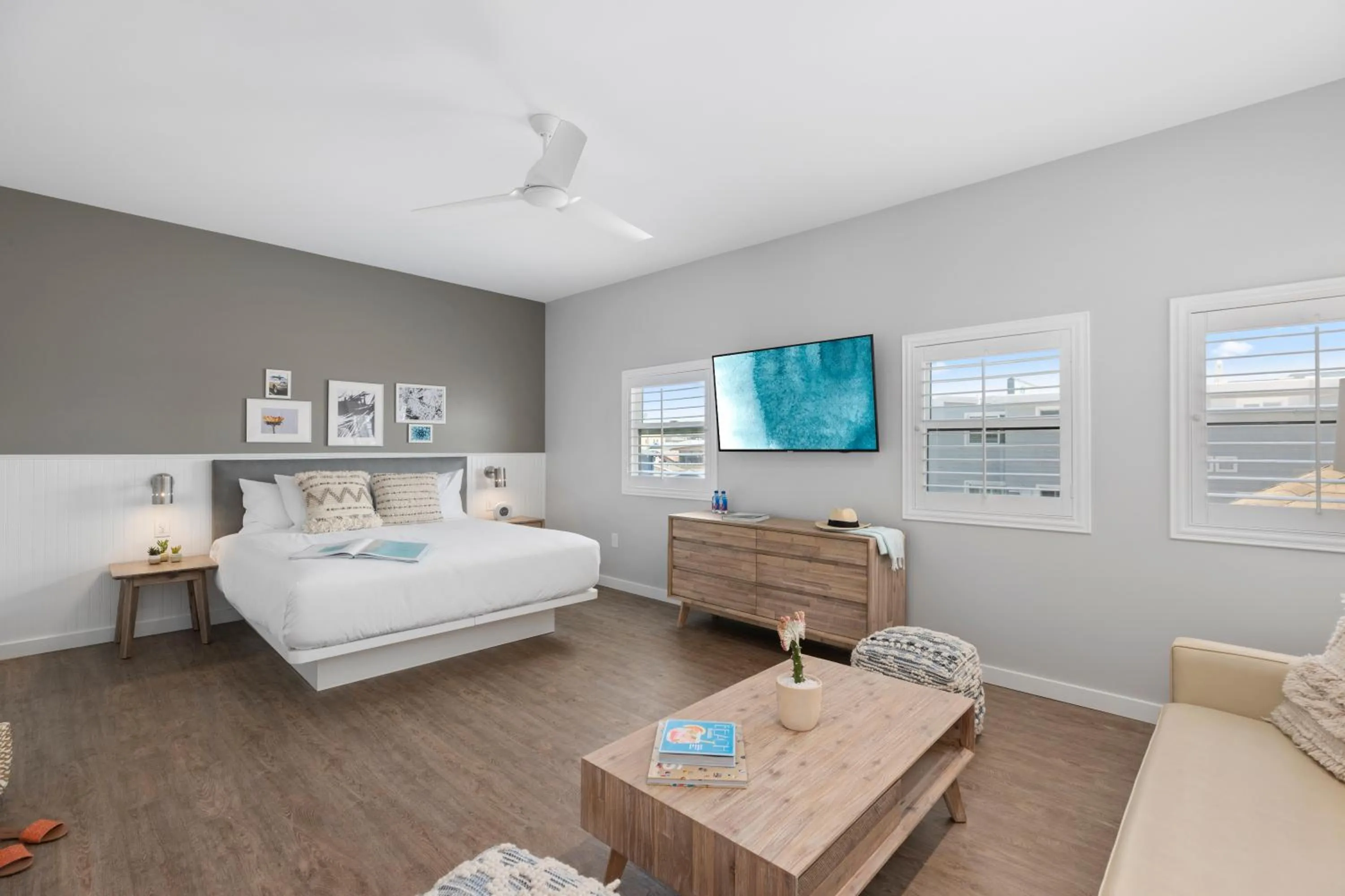 Photo of the whole room, Bed in Sea Sprite Beach Club