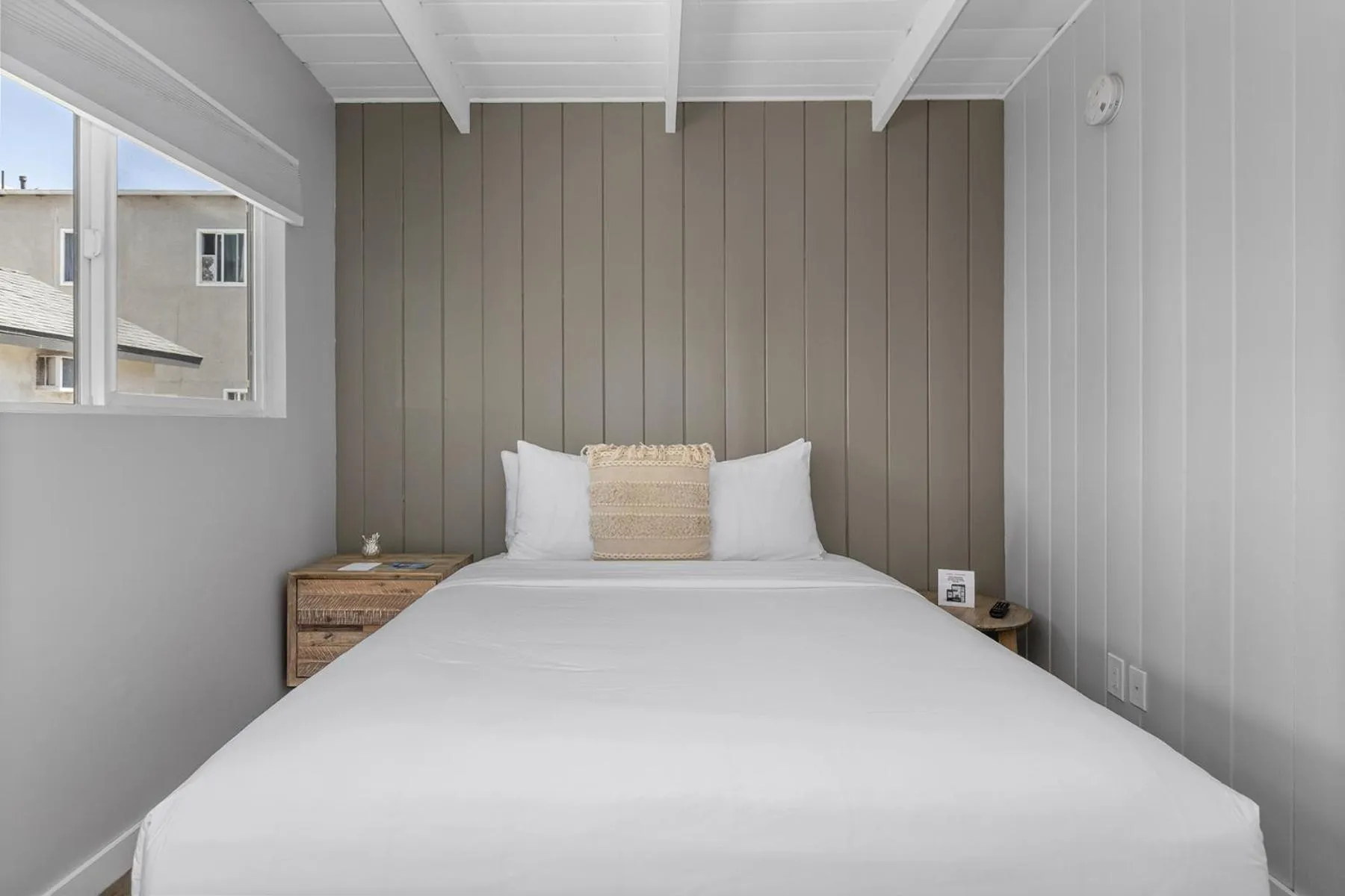 Bed in Sea Sprite Beach Club