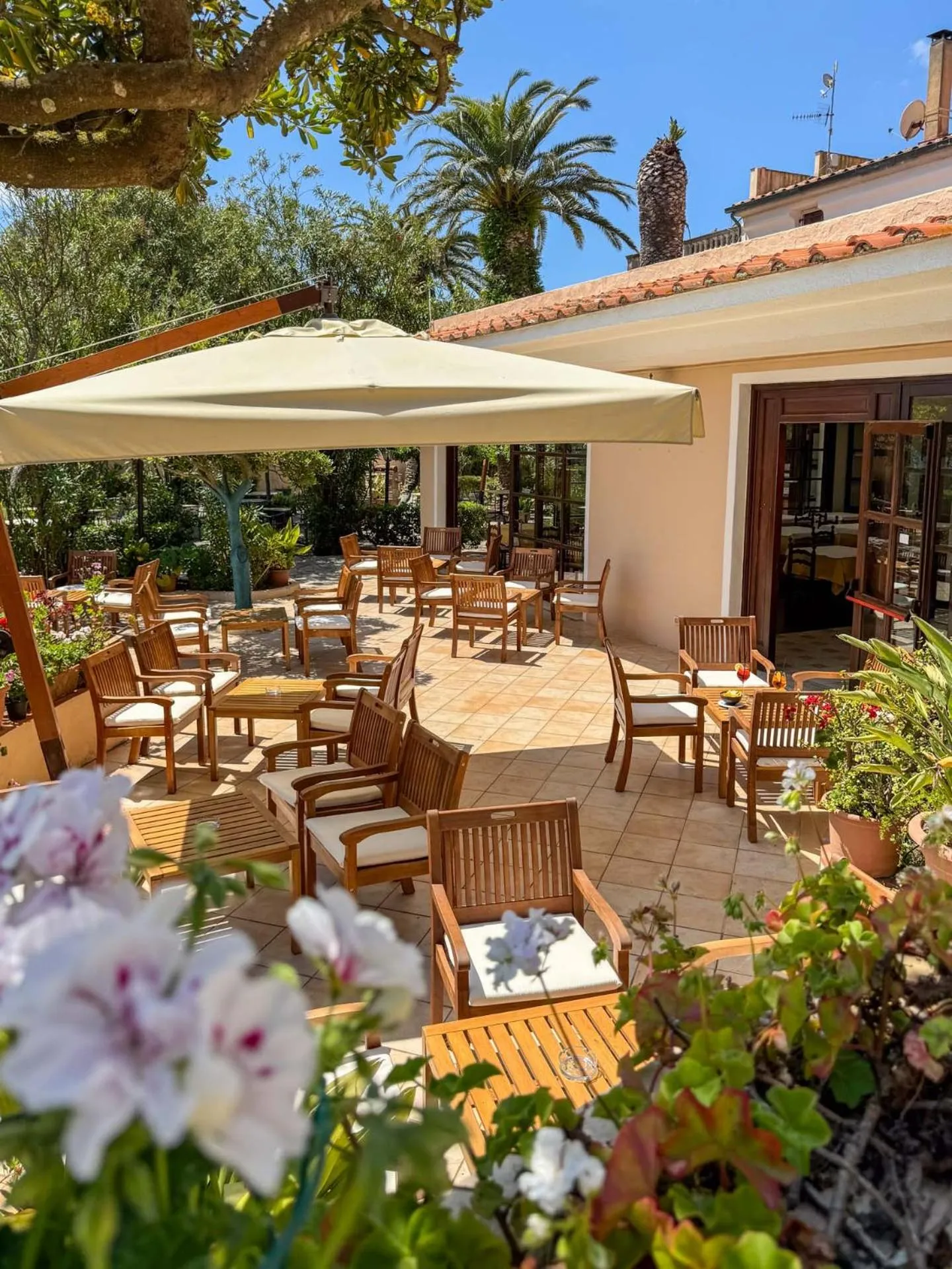 Lounge or bar in Hotel Villa Rodriguez