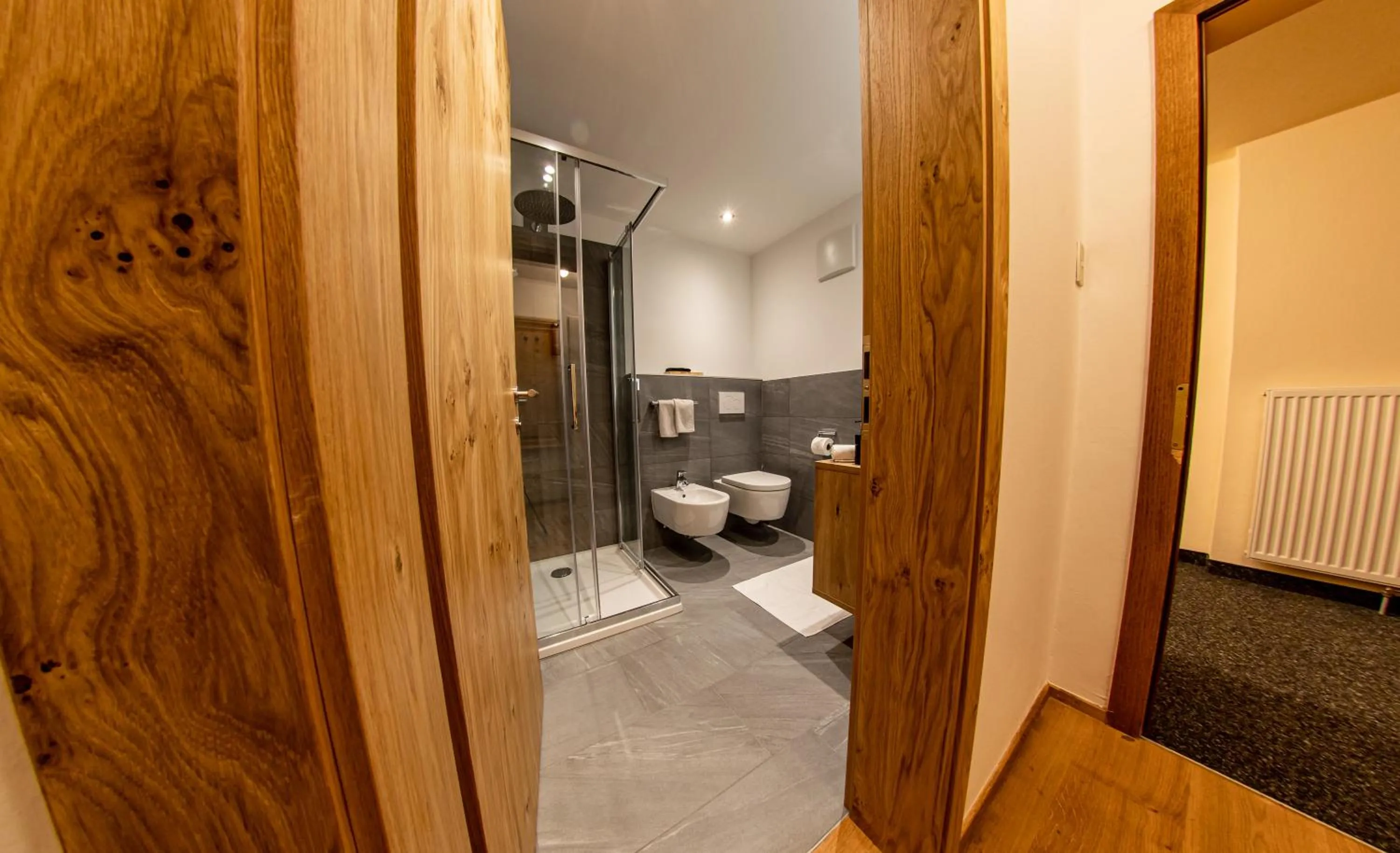 Shower in Hotel Gruber