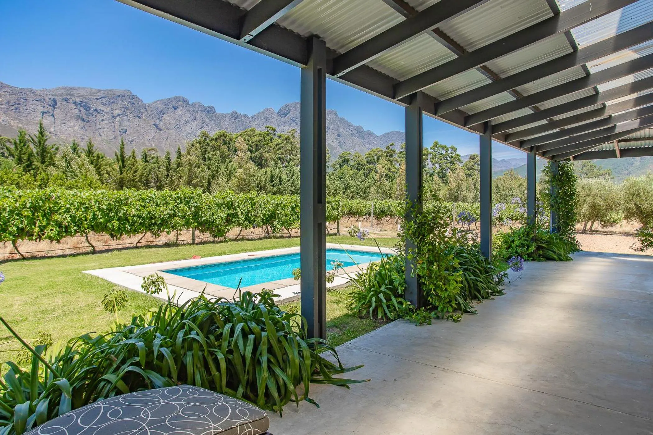 Mountain view in Franschhoek Rose Cottages