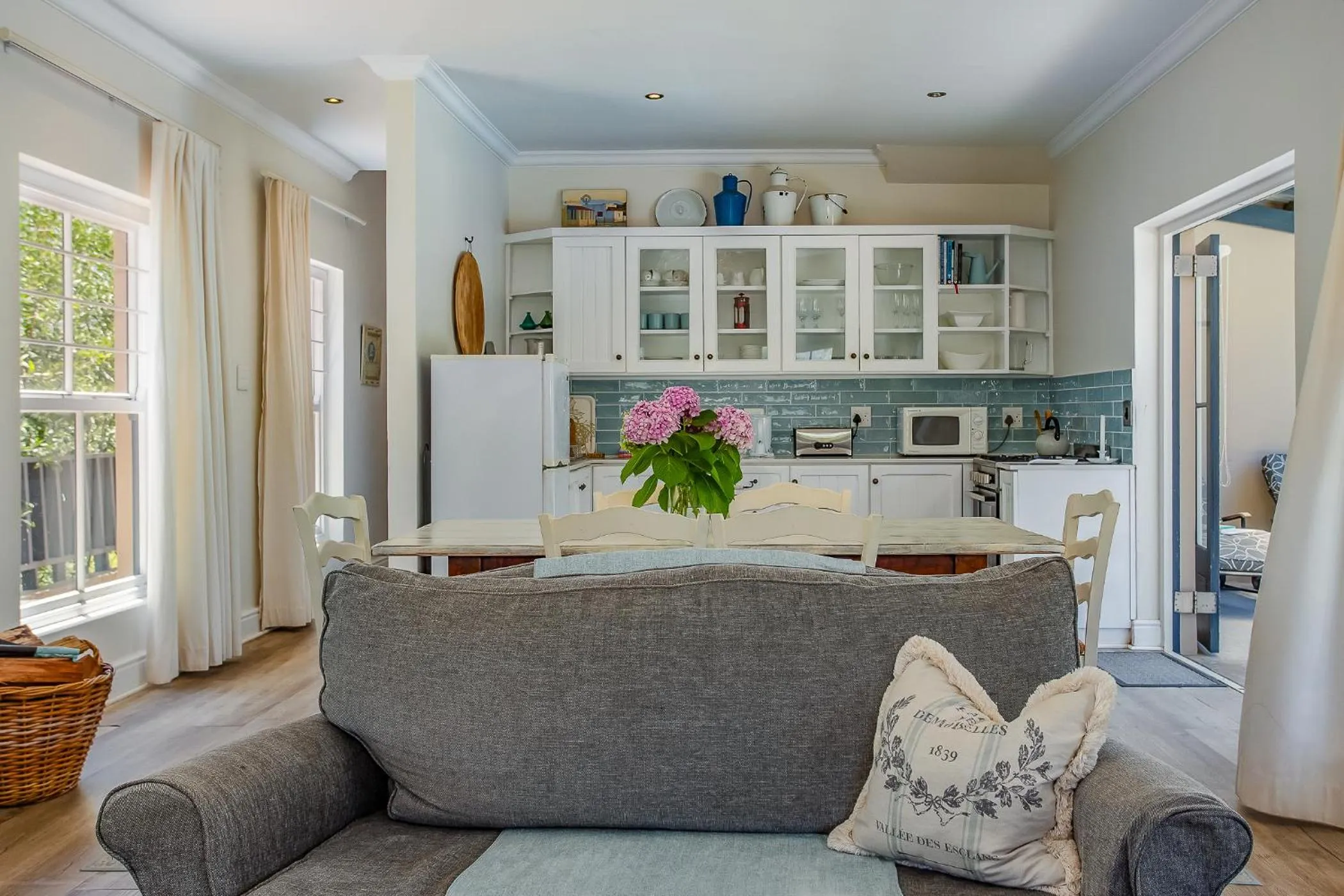 Kitchen or kitchenette in Franschhoek Rose Cottages