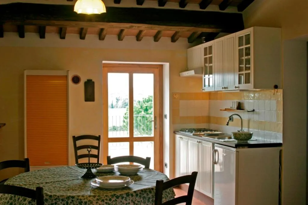 Kitchen or kitchenette in Casetta Francini