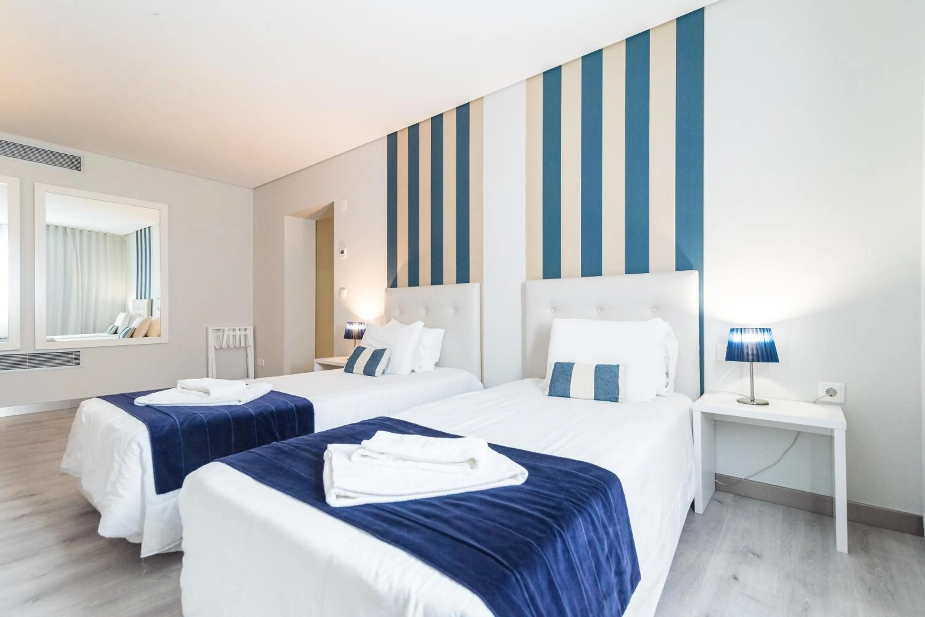 Photo of the whole room, Bed in Costa de Prata Hotel