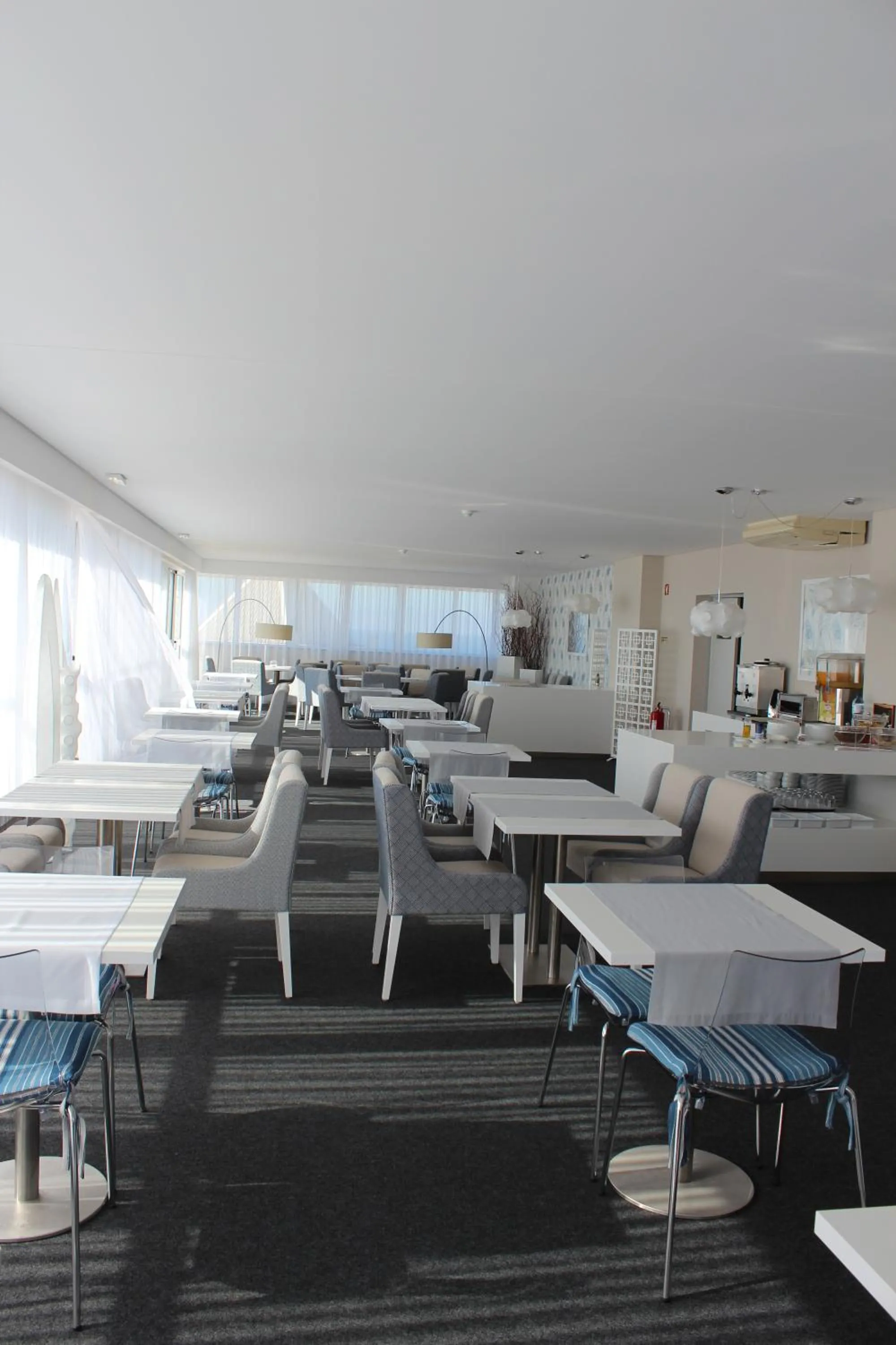 Continental breakfast in Costa de Prata Hotel