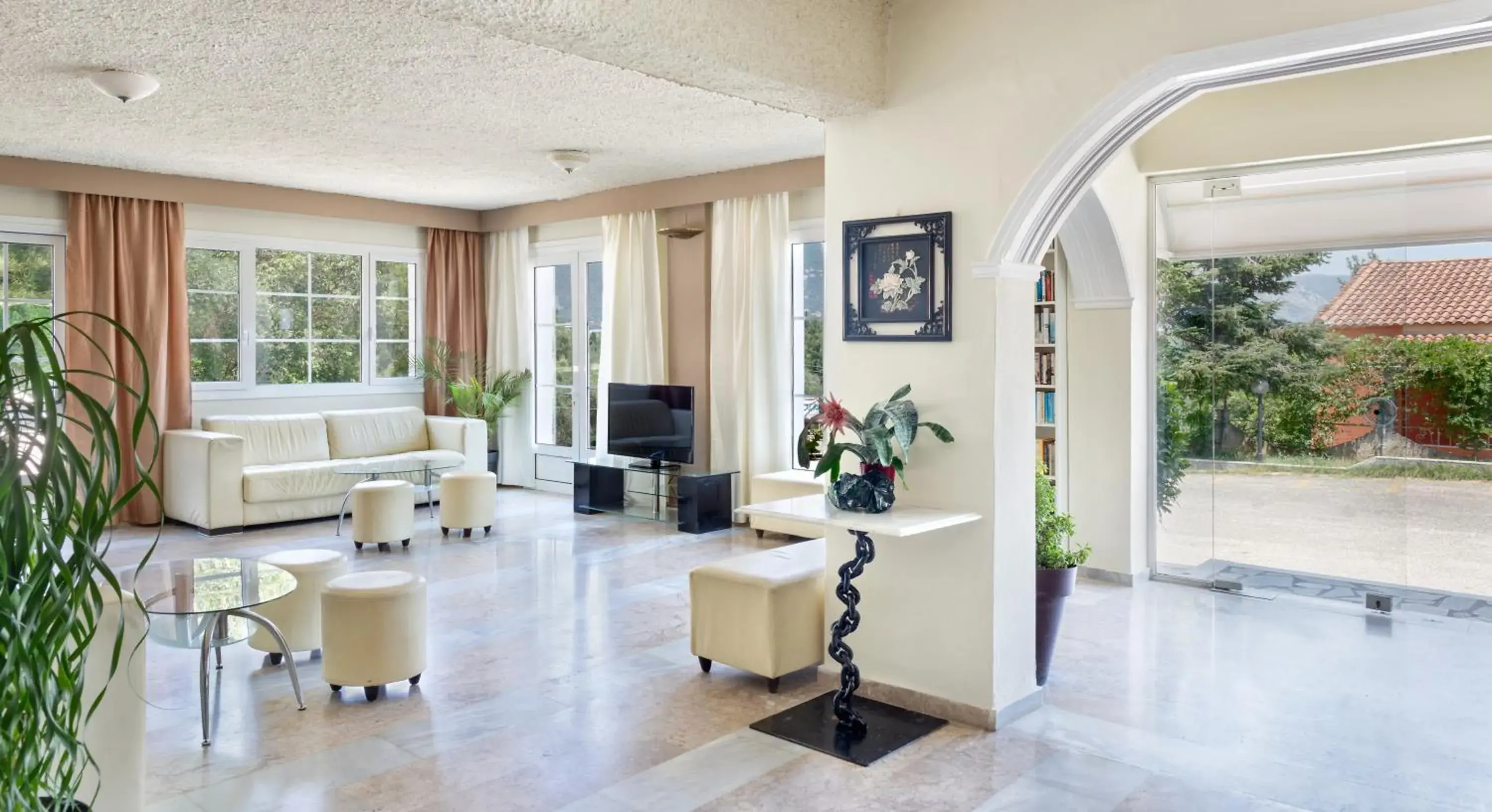 Living room in Victoria Hill Hotel Living room in Victoria Hill Hotel