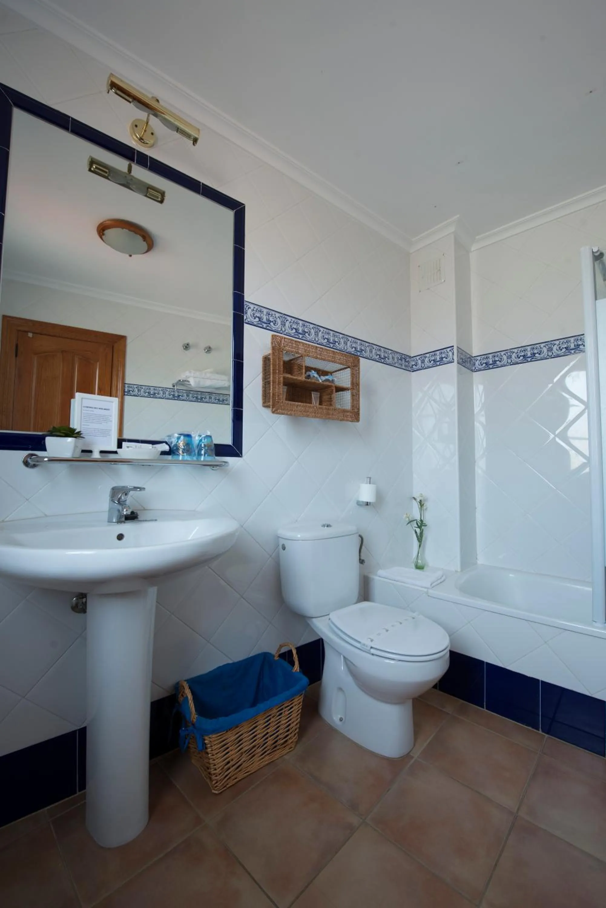 Bathroom in Hotel Rural la Concordia