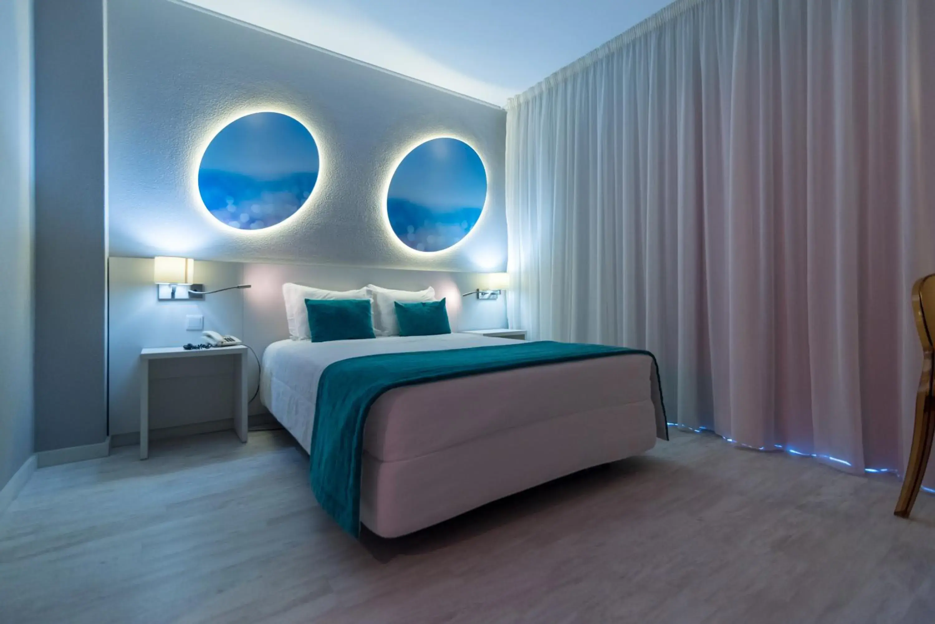 Photo of the whole room, Bed in Hotel Costa de Prata 2 & Spa Photo of the whole room, Bed in Hotel Costa de Prata 2 & Spa