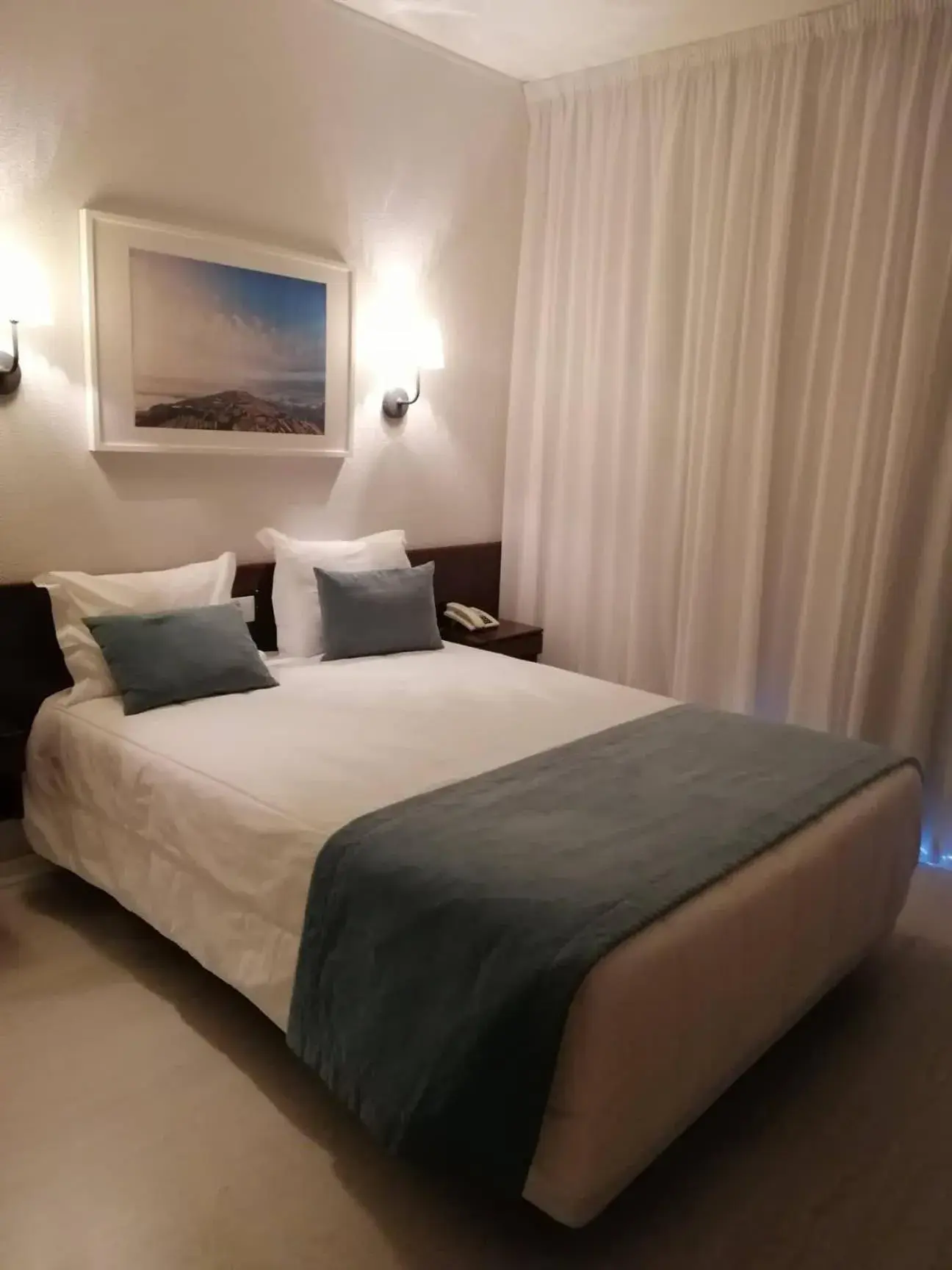 Photo of the whole room, Bed in Hotel Costa de Prata 2 & Spa Photo of the whole room, Bed in Hotel Costa de Prata 2 & Spa