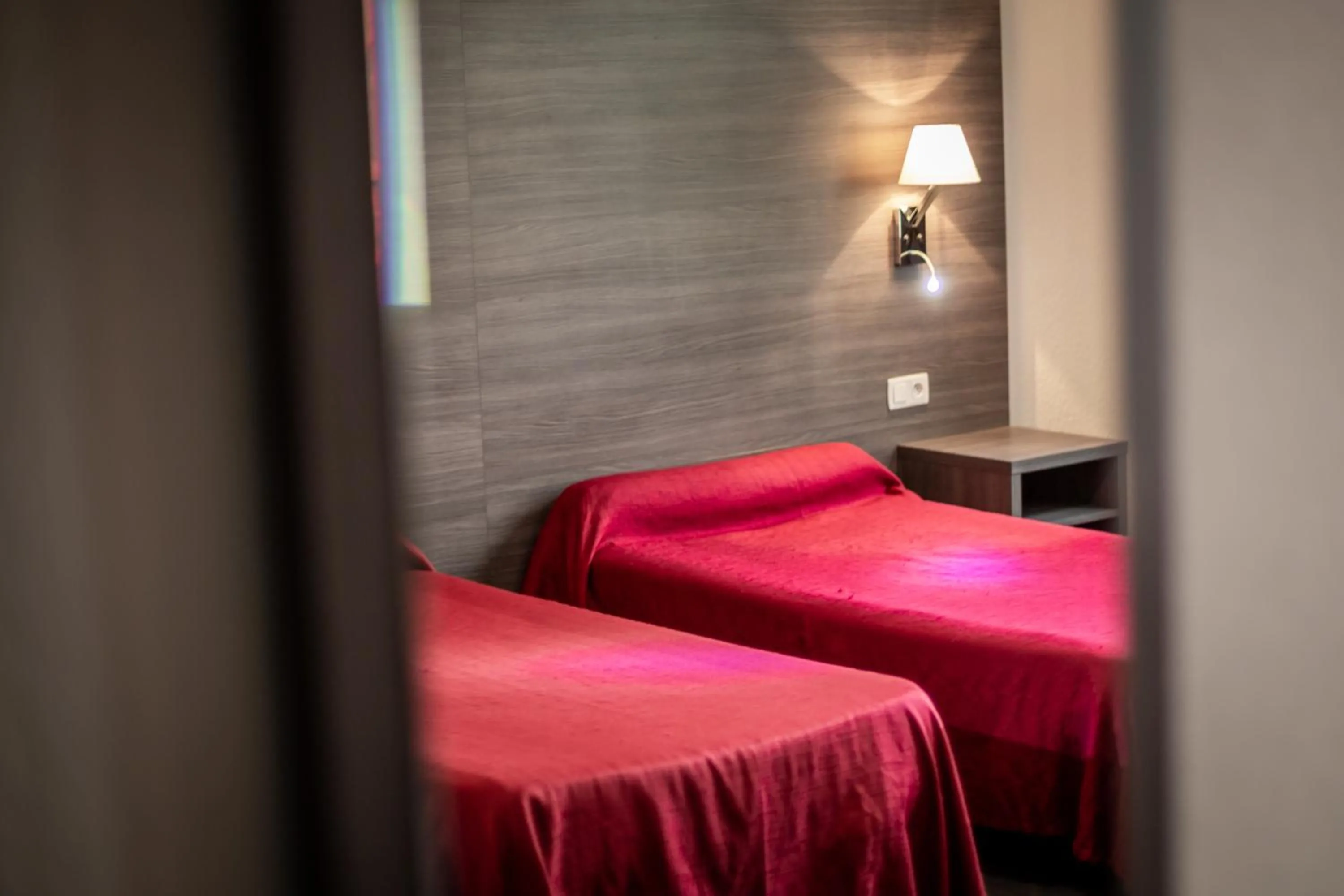 Two-Bedroom Suite in Hôtel Galilée Windsor