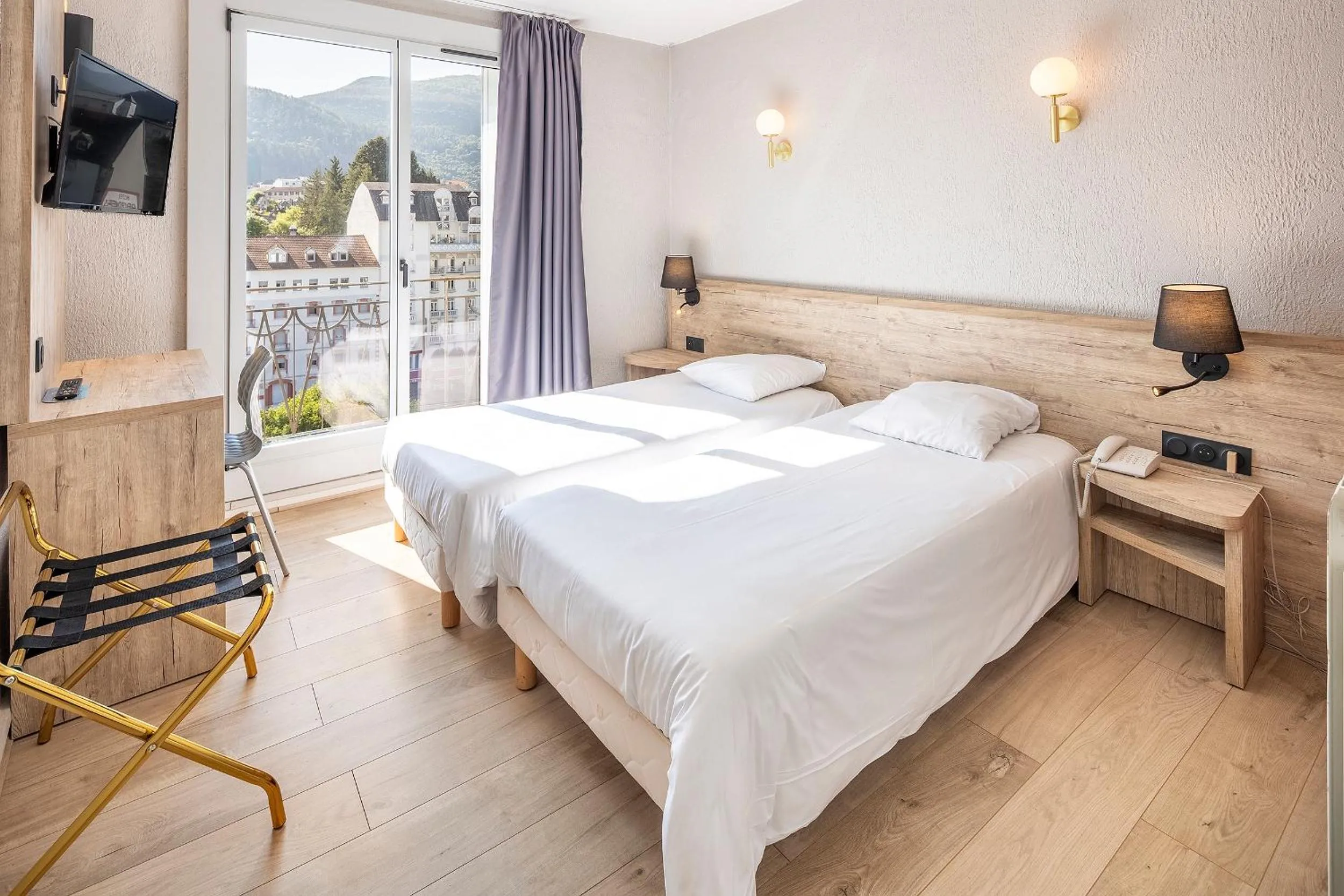 Twin Room in Hôtel Galilée Windsor
