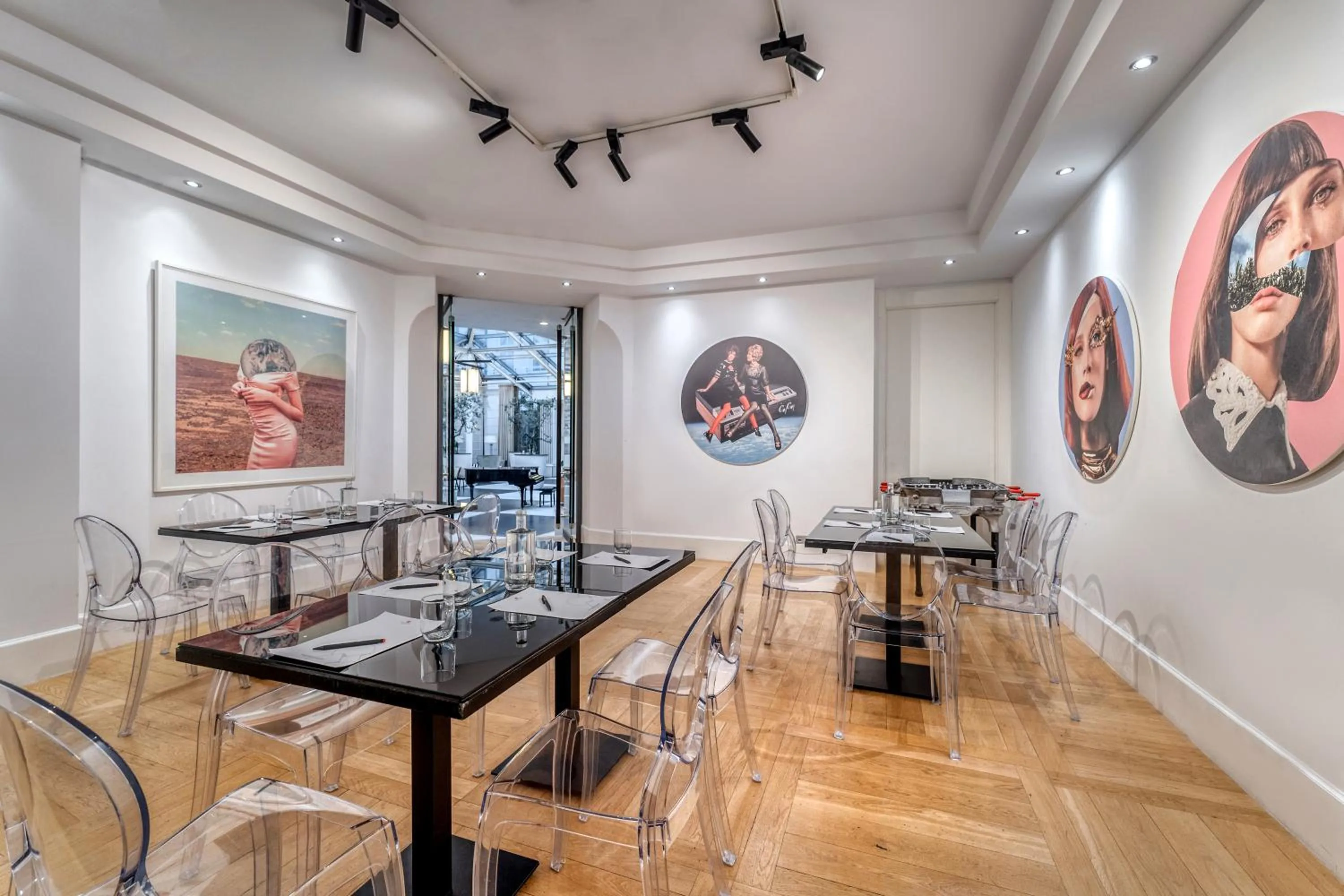 Meeting/conference room in H15 Boutique Hotel, Warsaw, a Member of Design Hotels