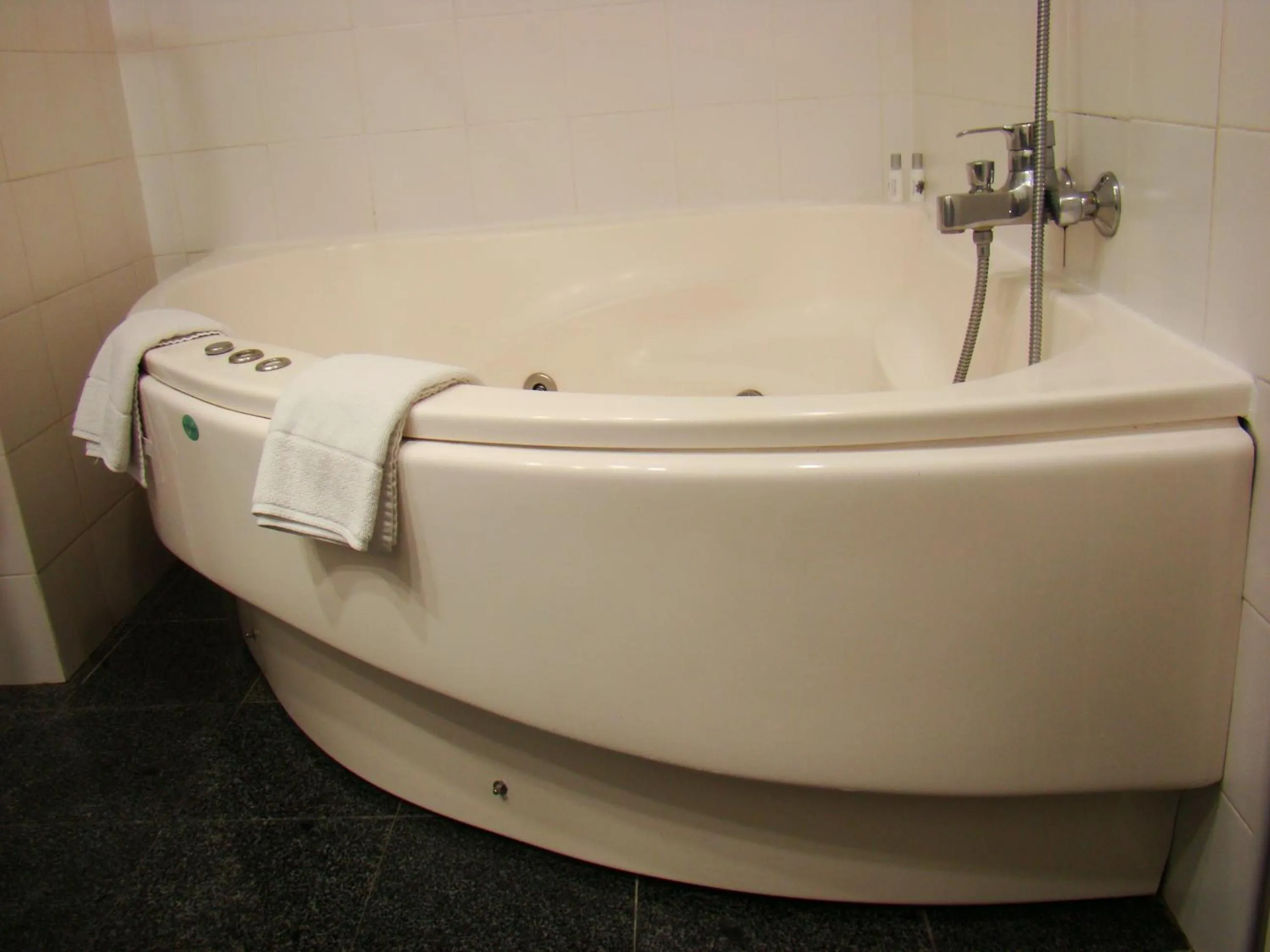 Bath in Seculo Hotel