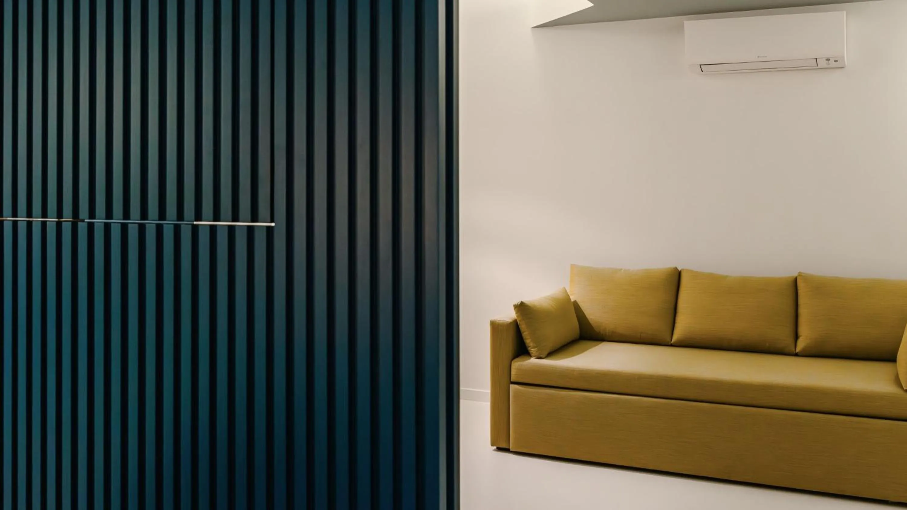 Photo of the whole room in Hotel Indigo Albufeira by IHG