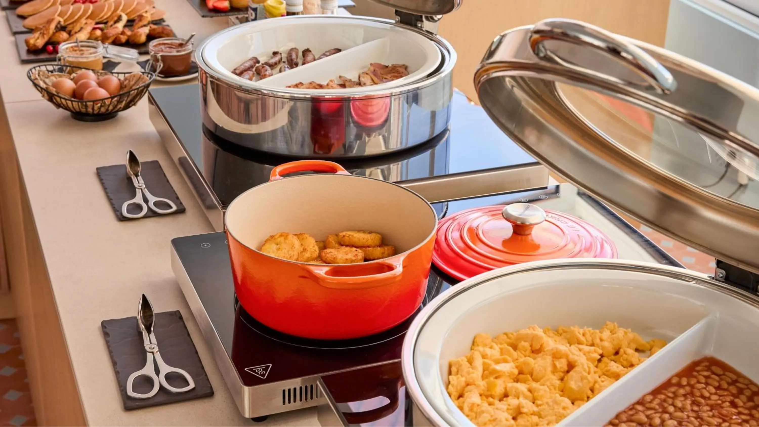 Breakfast in Hotel Indigo Albufeira by IHG