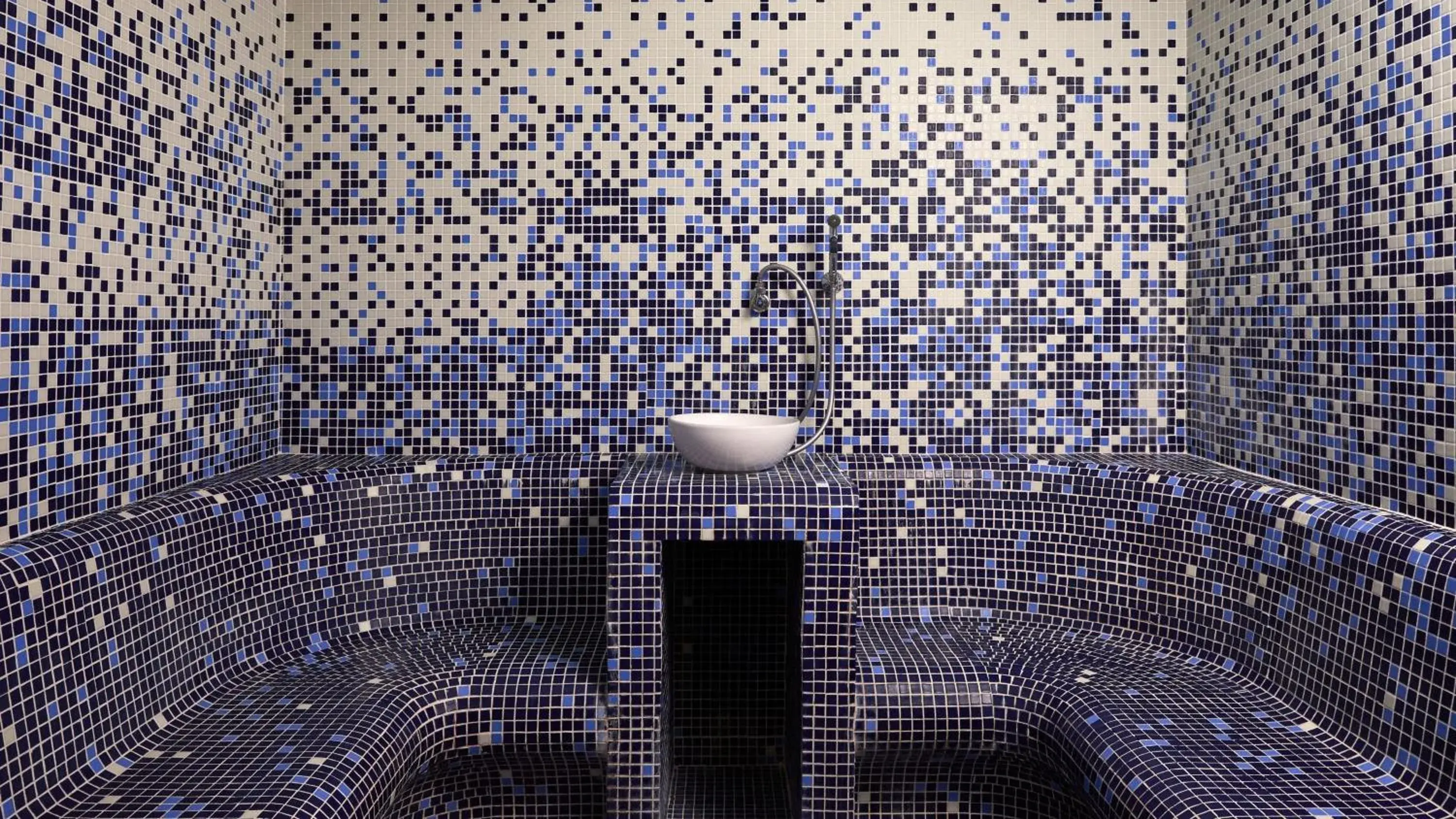 Spa and wellness centre/facilities in Hotel Indigo Albufeira by IHG Spa and wellness centre/facilities in Hotel Indigo Albufeira by IHG