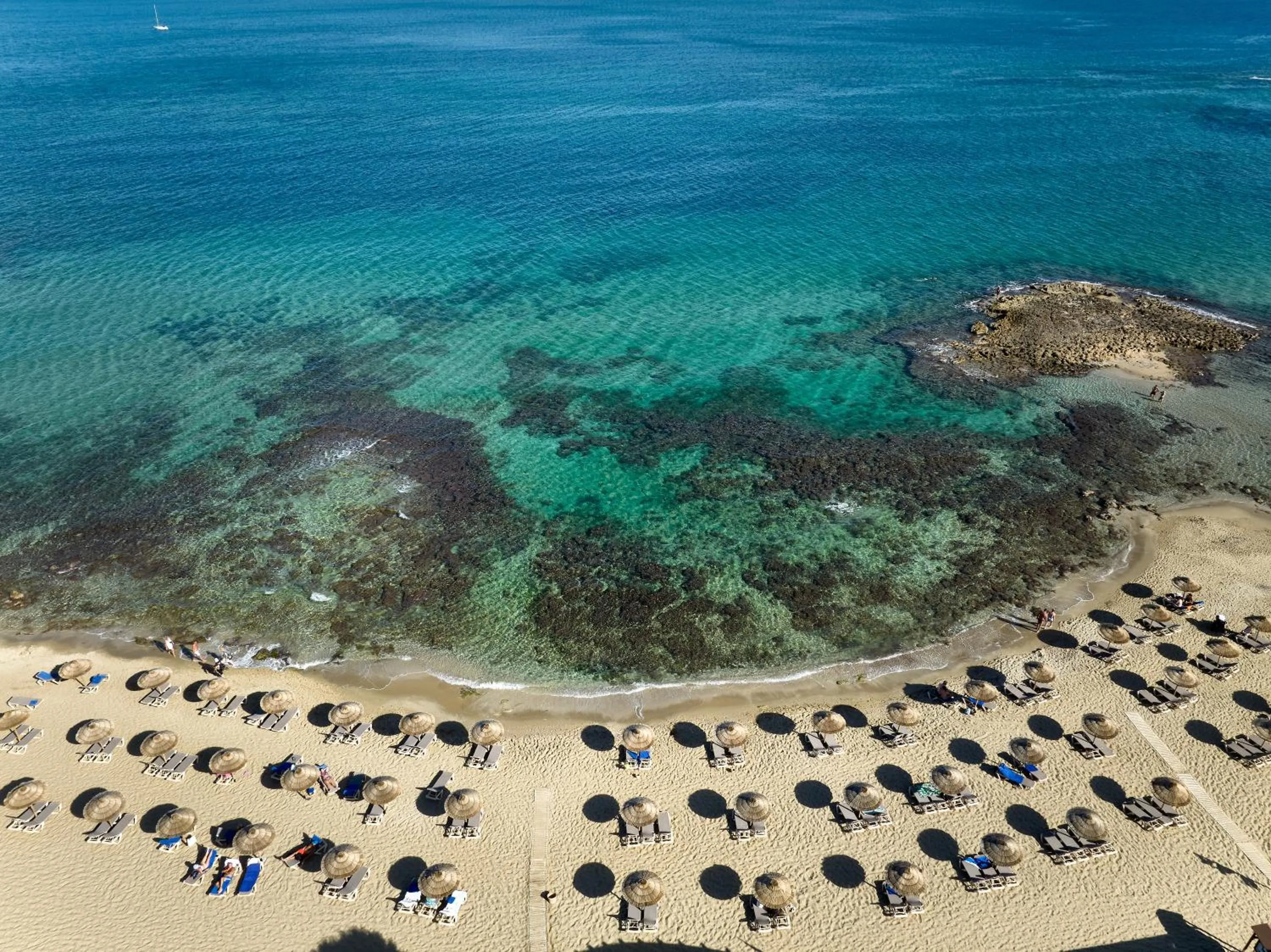 Beach in Sirens Beach & Village