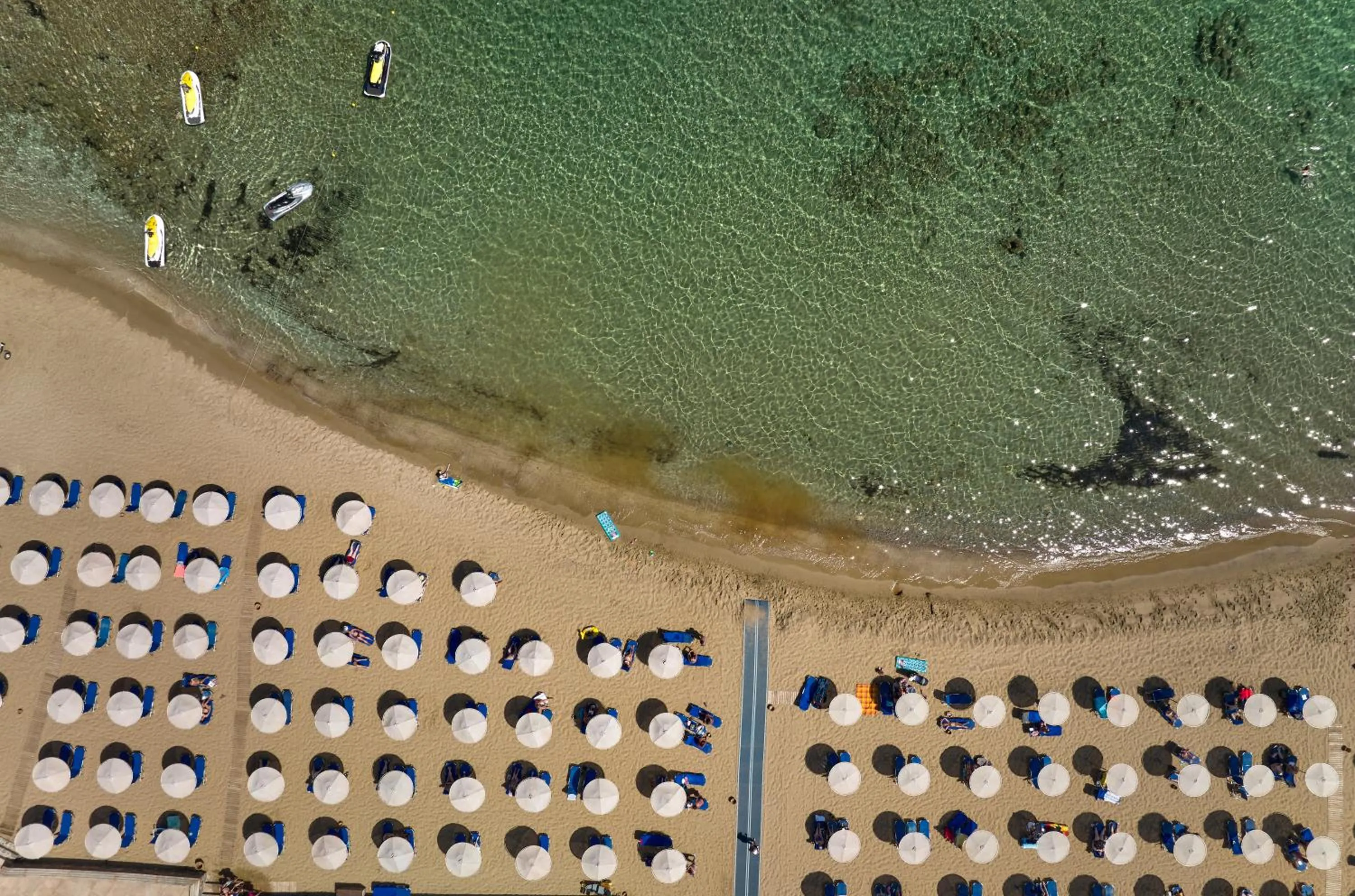 Beach in Sirens Beach & Village