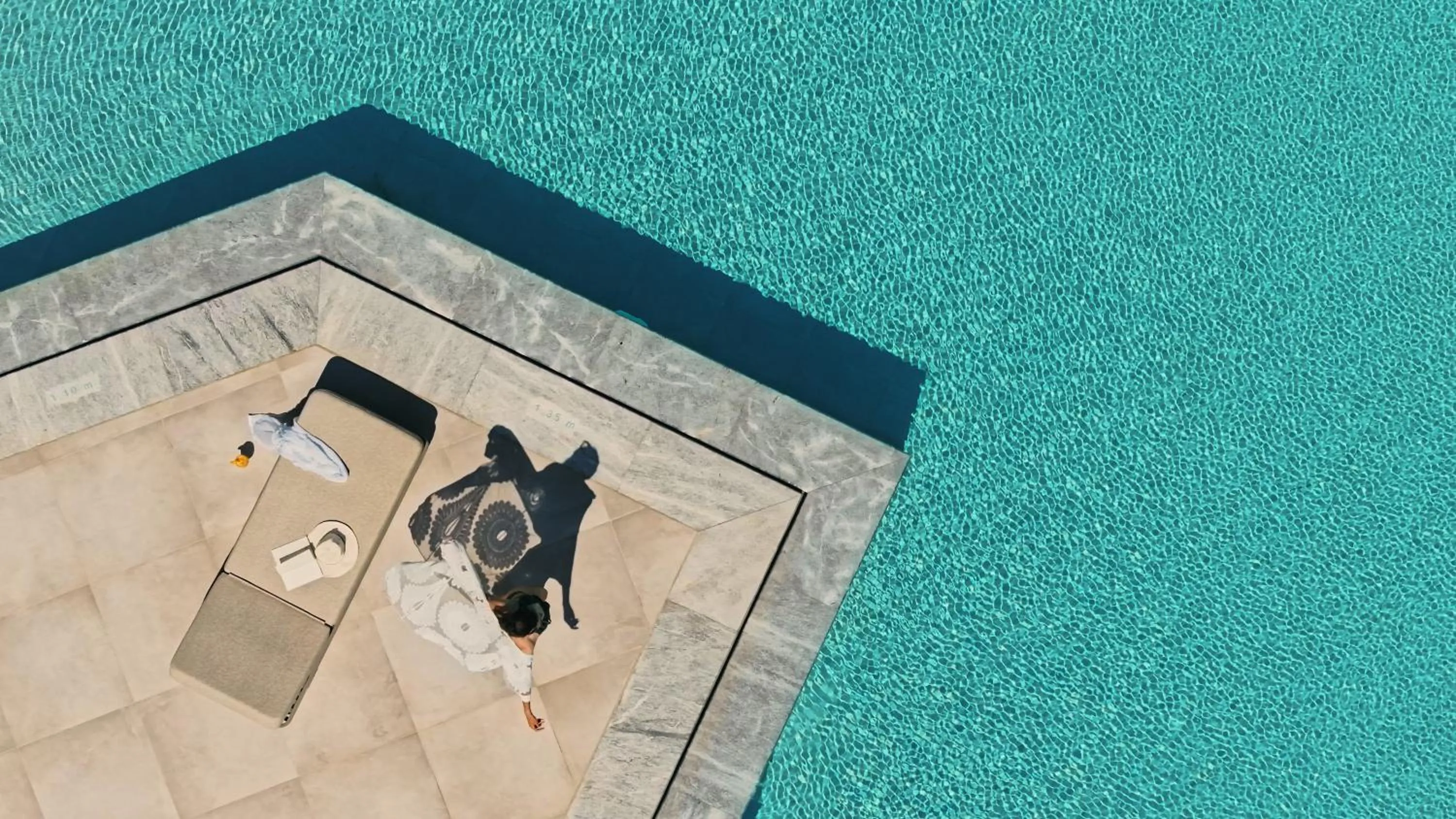 Swimming pool in Sirens Beach & Village